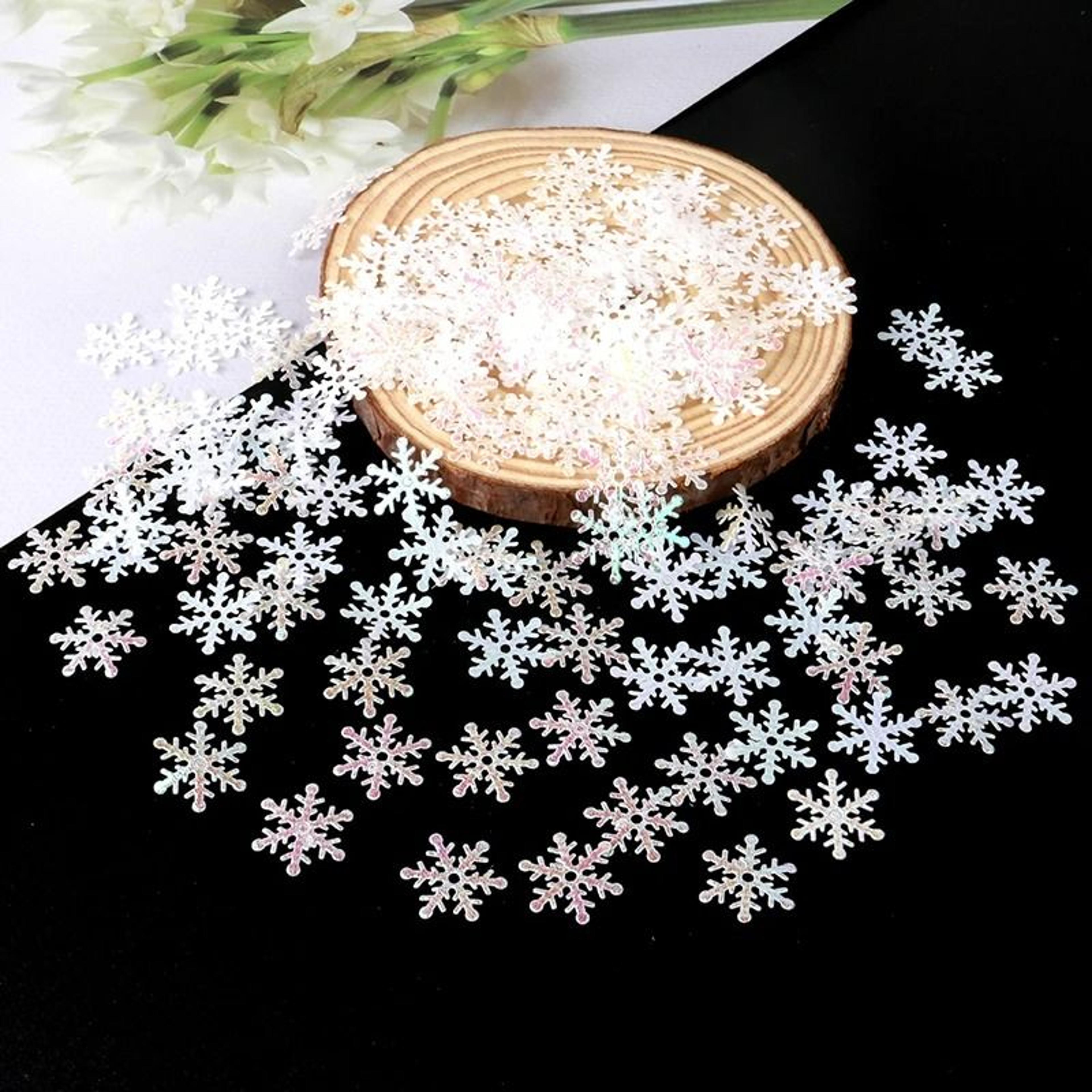 300-piece artificial christmas snowflake confetti