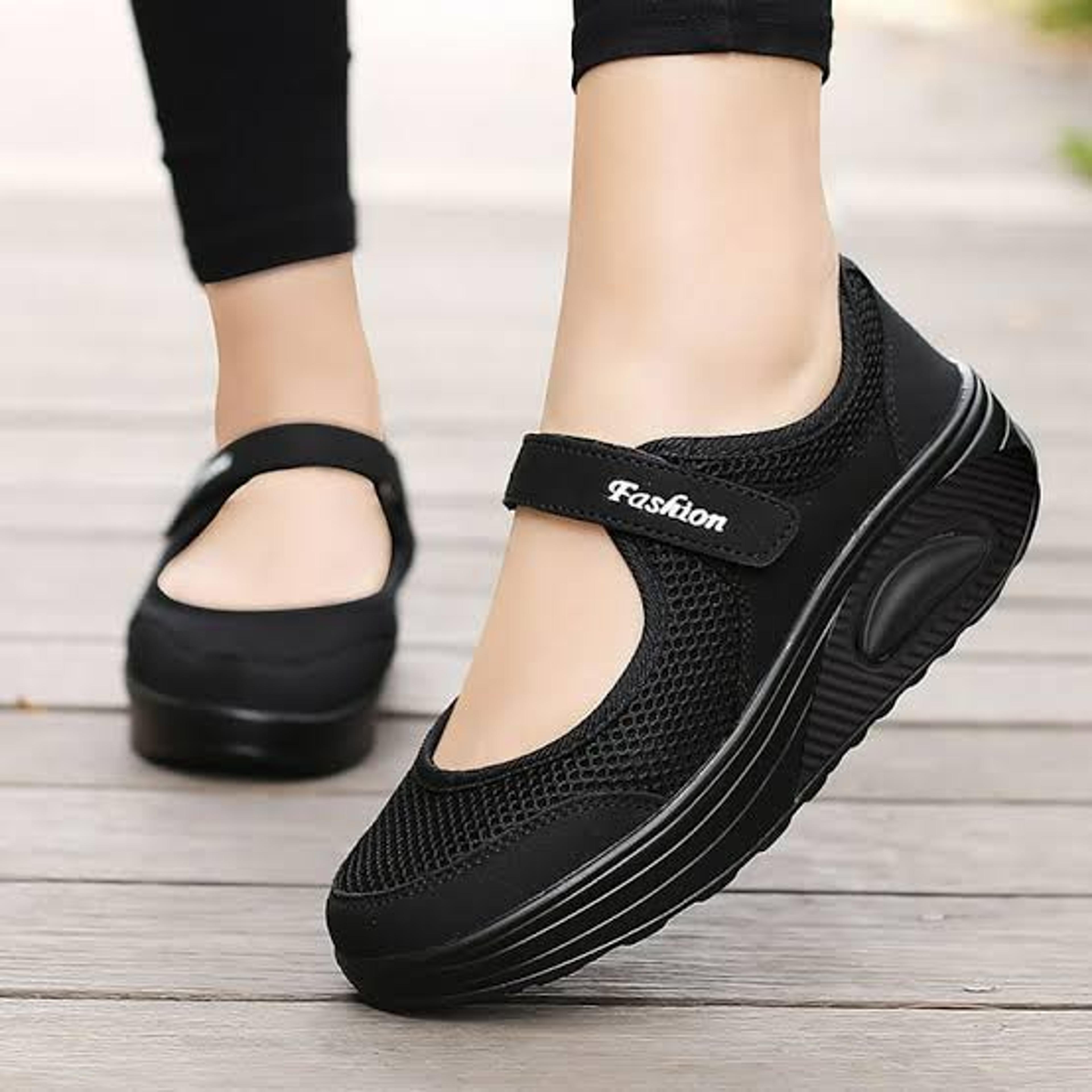 cloudstride women's breathable mesh walking sneakers