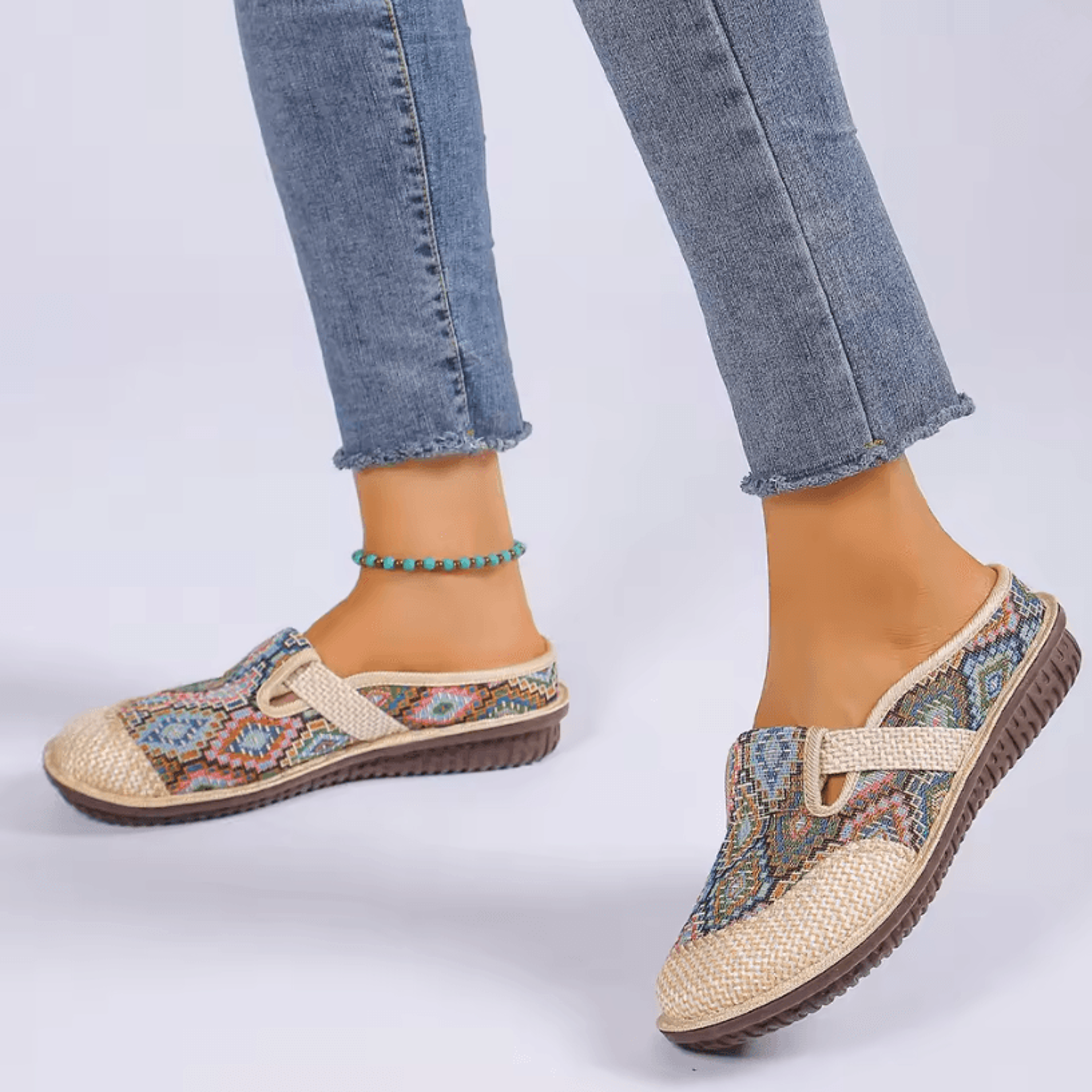 lunastride lightweight slip on casual mules