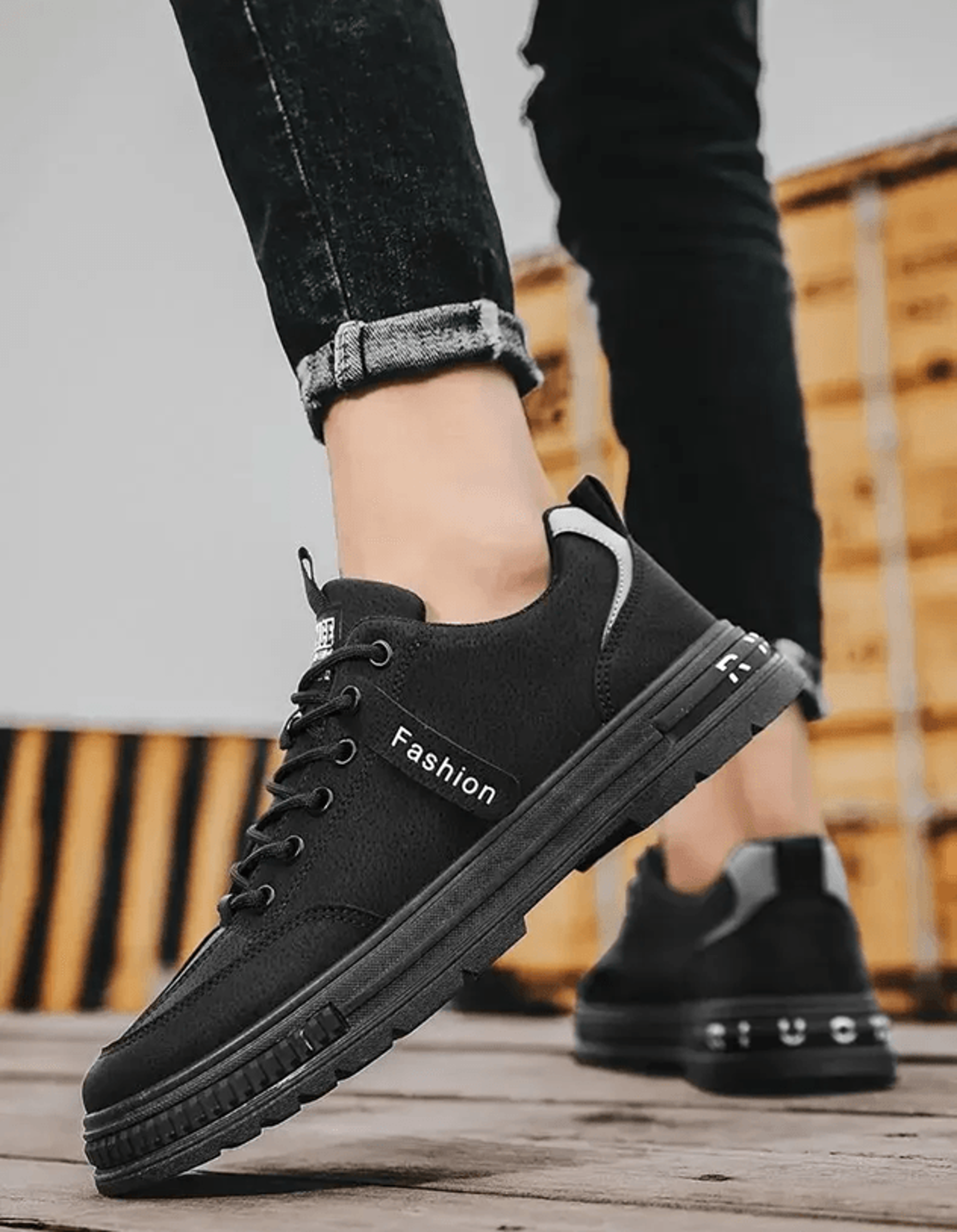 mens breathable antislip work sneakers