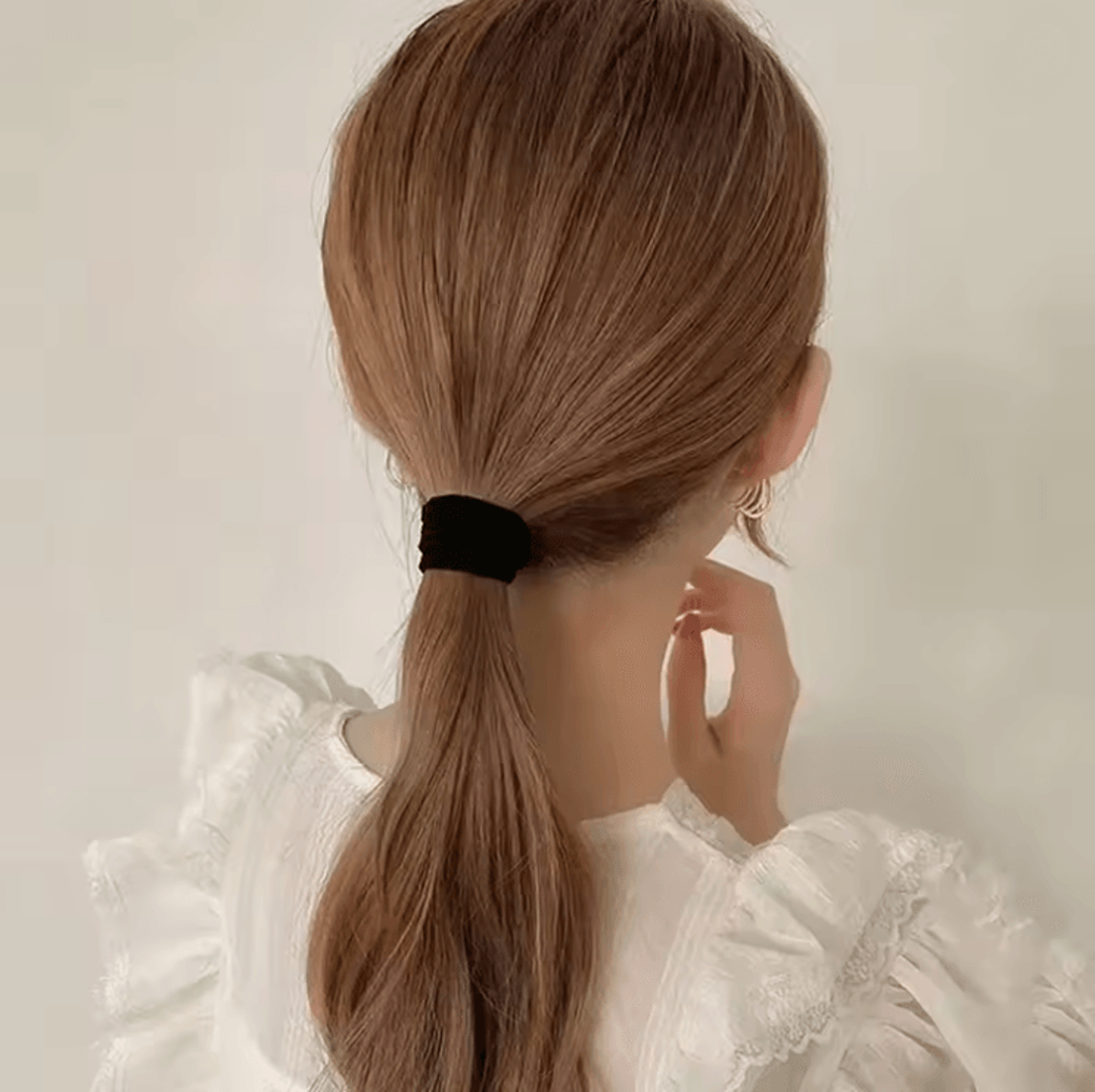 200-piece solid colour elastic hair bands set for women and girls