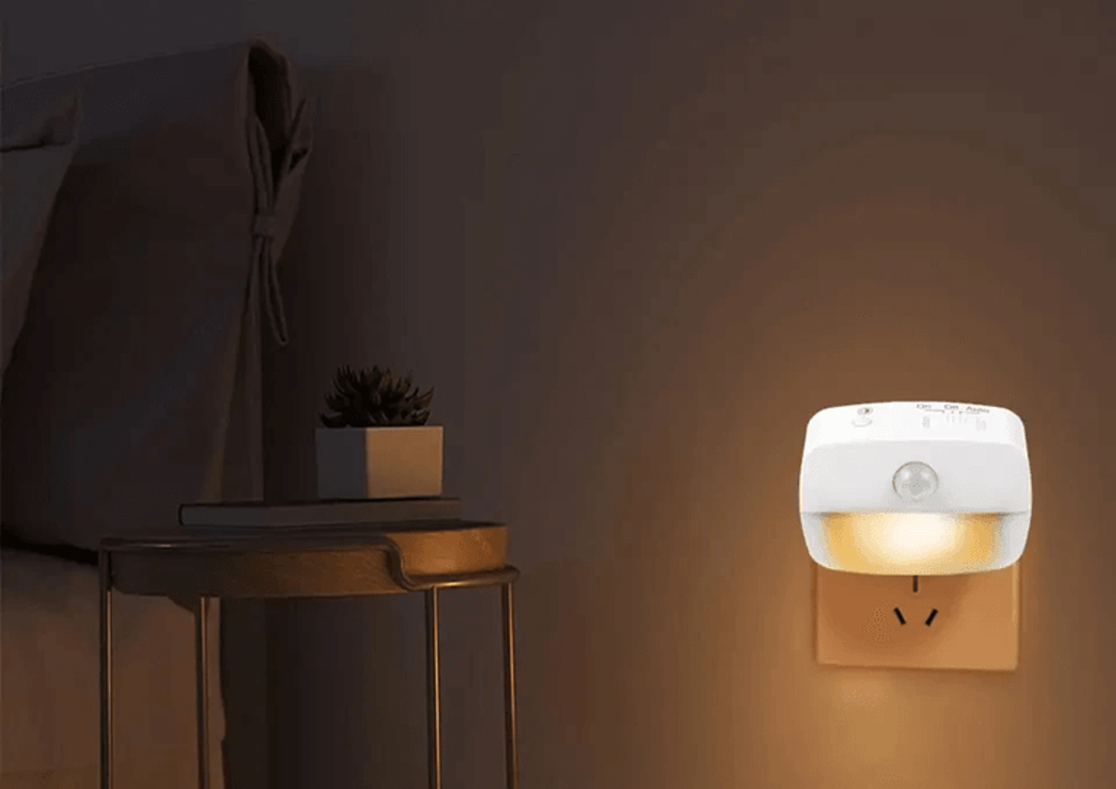 lumesense plug in motion sensor night light