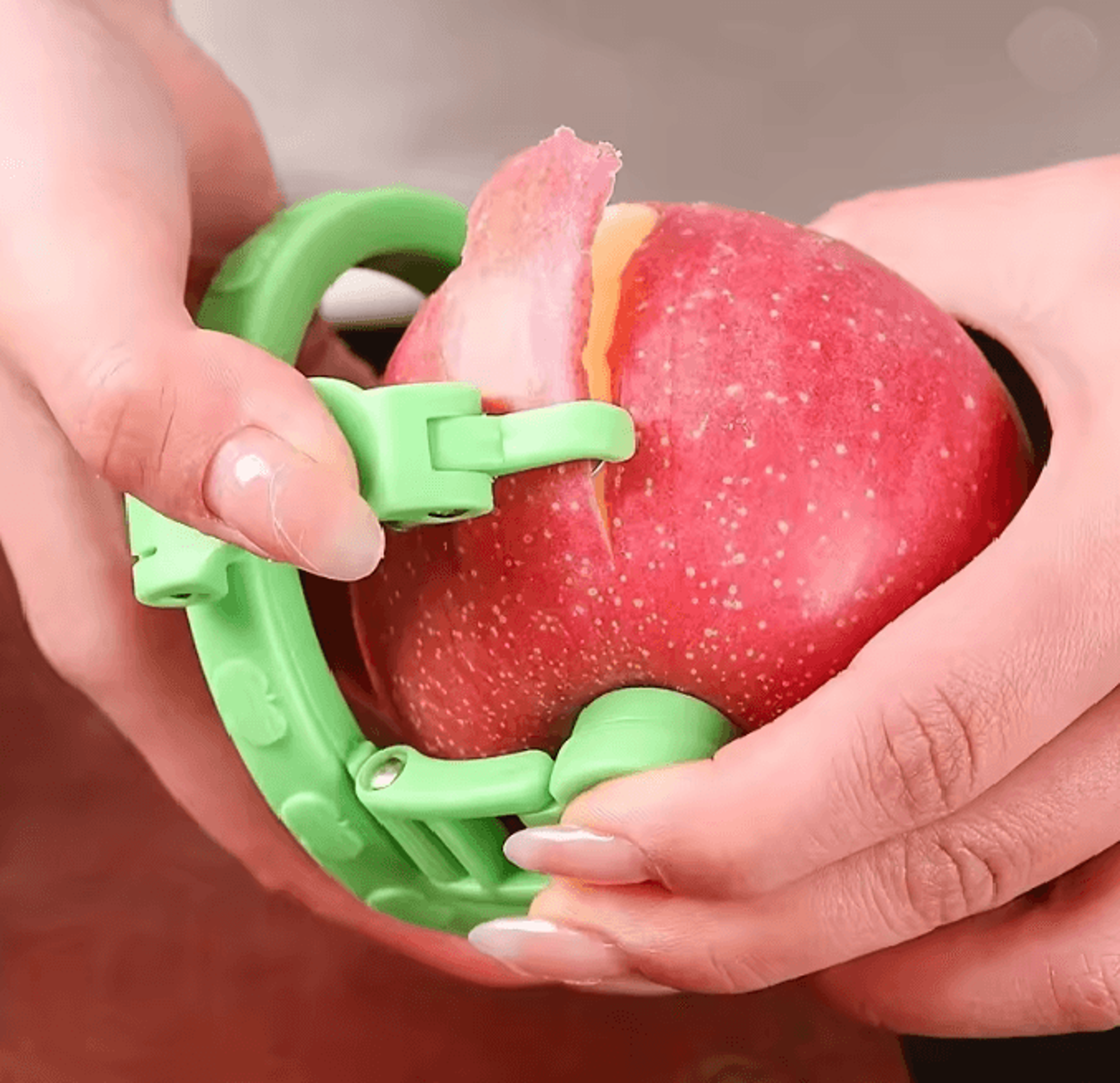 rotating quick peel fruit peeler with non slip grip