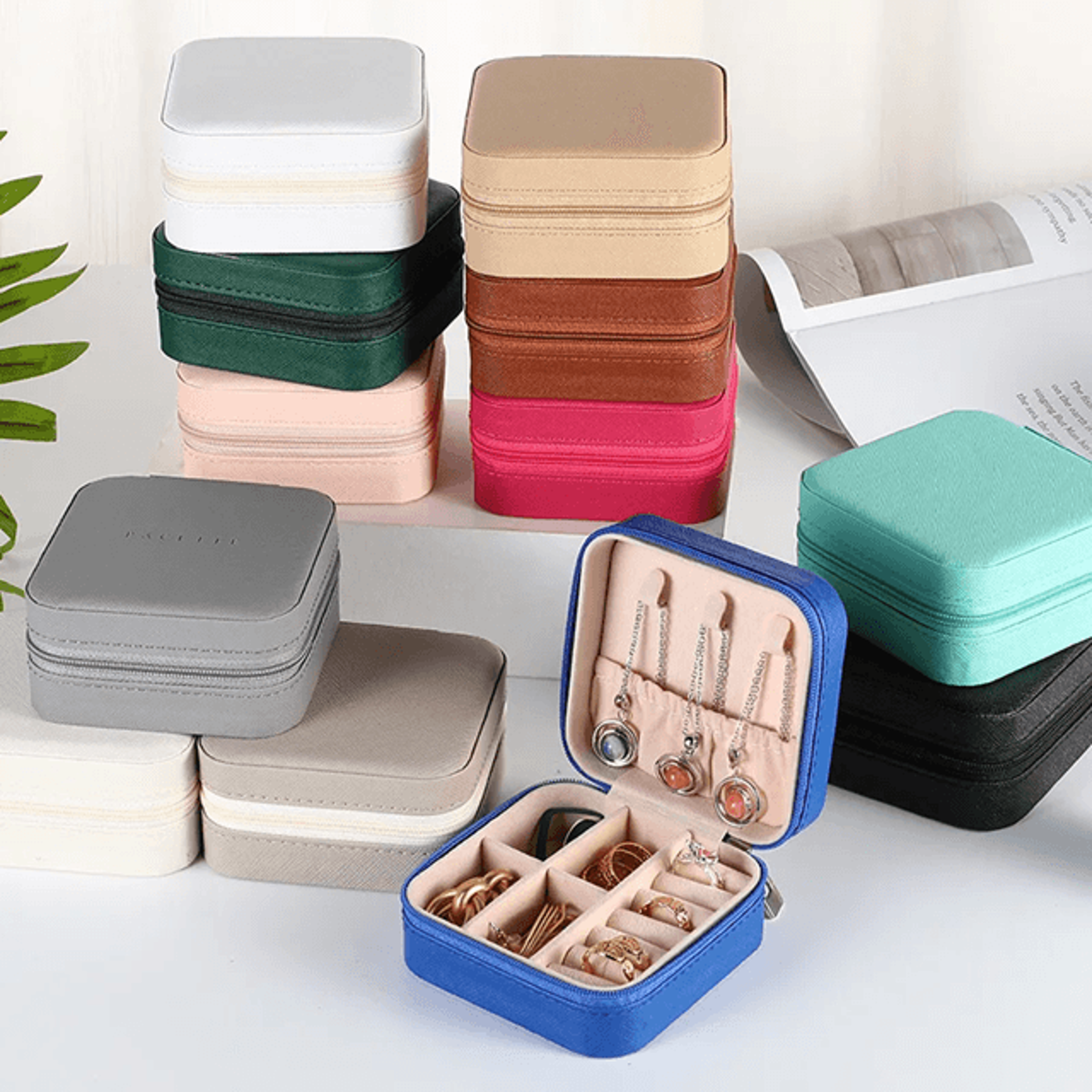 mini travel jewelry storage box for earrings rings and necklaces