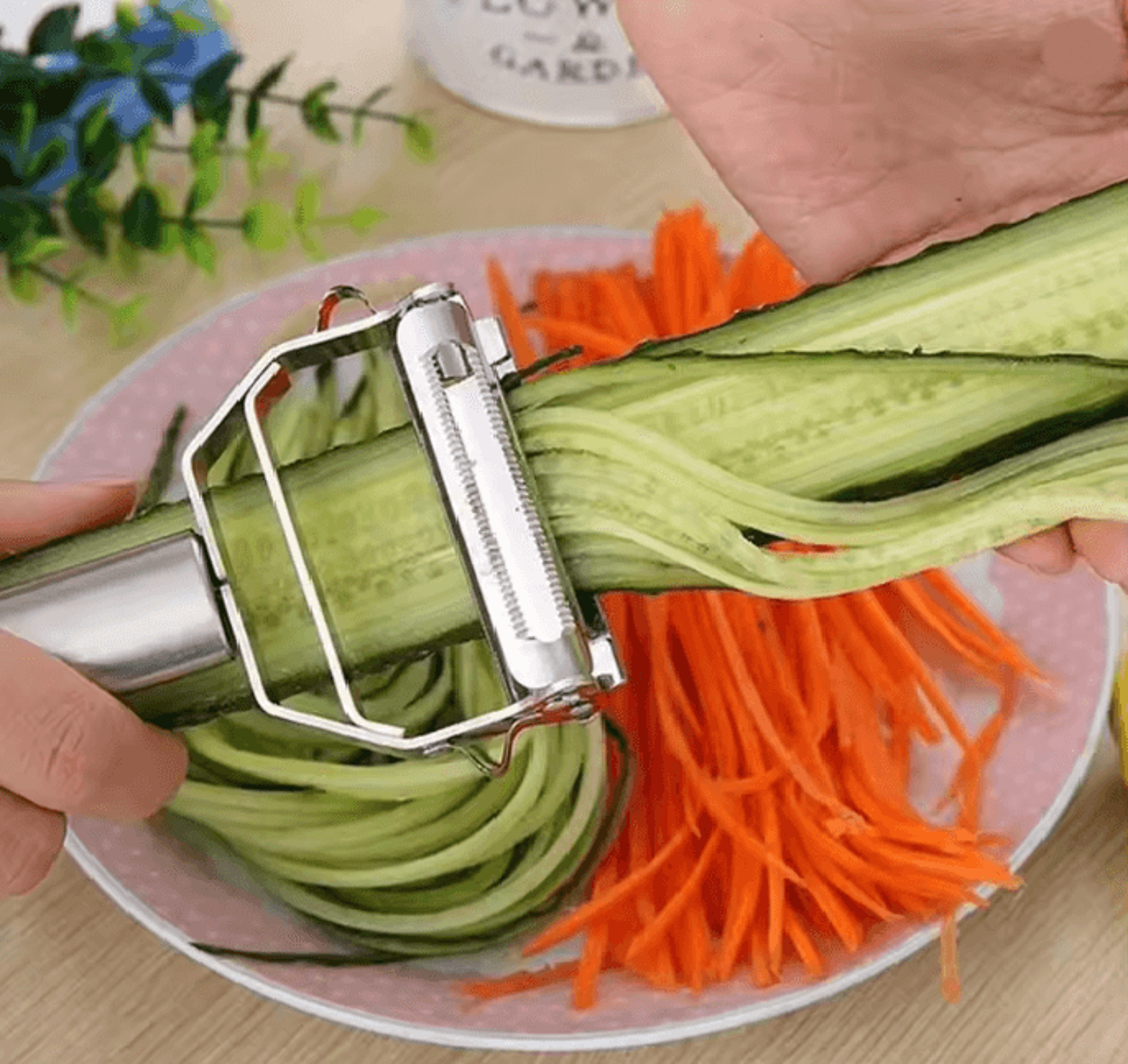 stainless steel julienne vegetable peeler