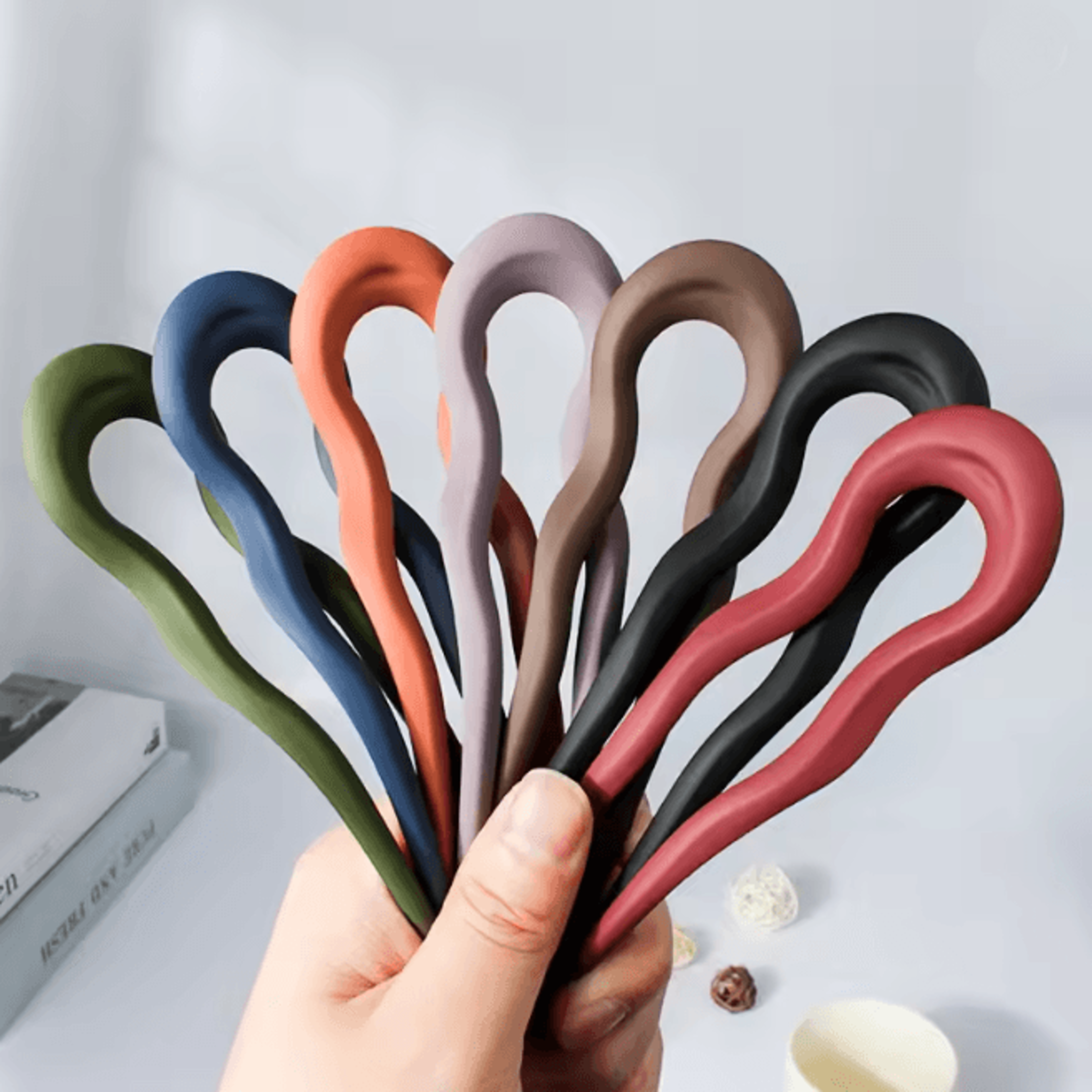 matte wave u shaped hairpin