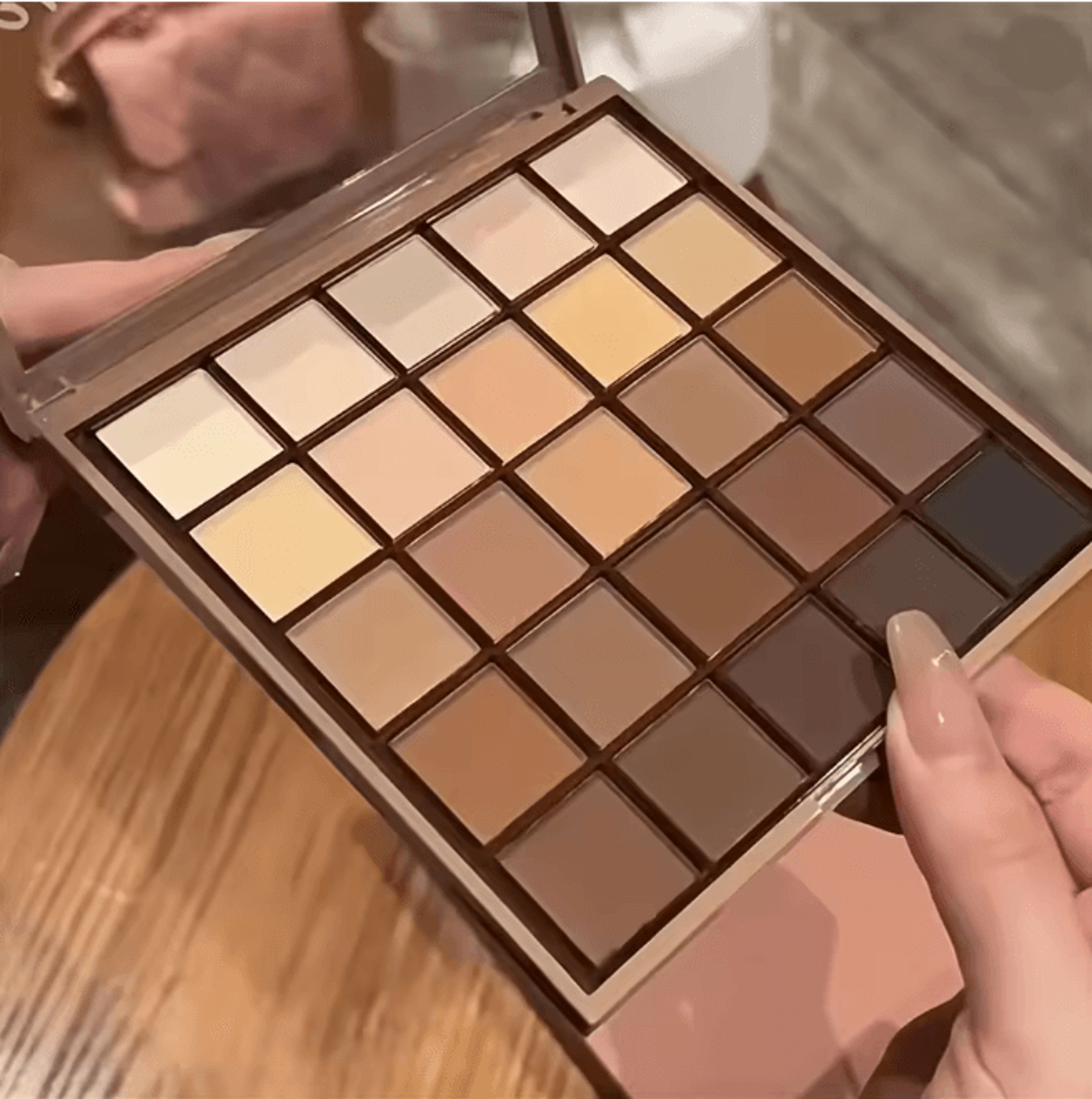 25 Color Neutral Brown Eyeshadow Palette Earth Tone Makeup