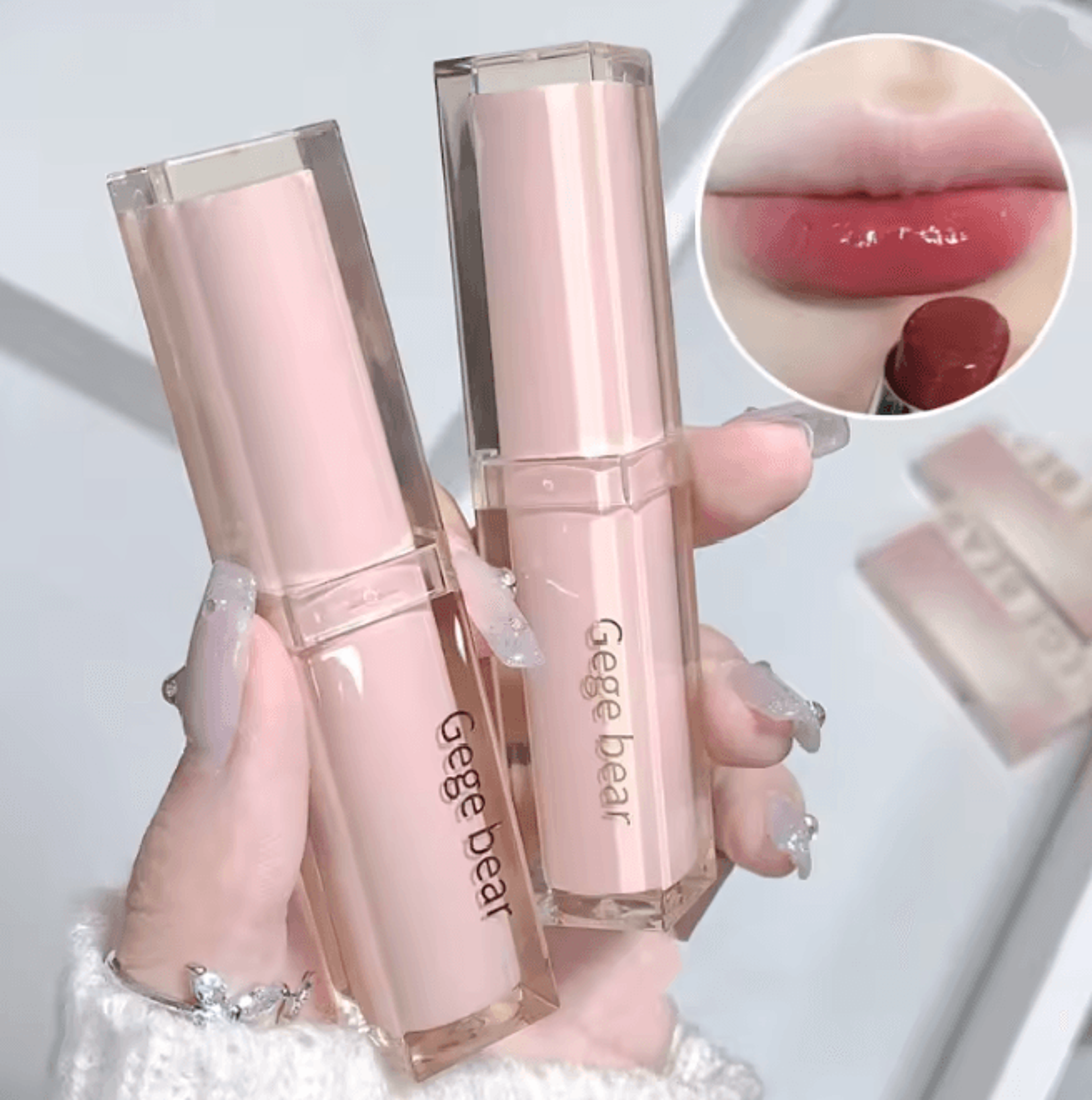 Lightweight Moisturizing Lipstick Soft Smooth Non Transfer Finish