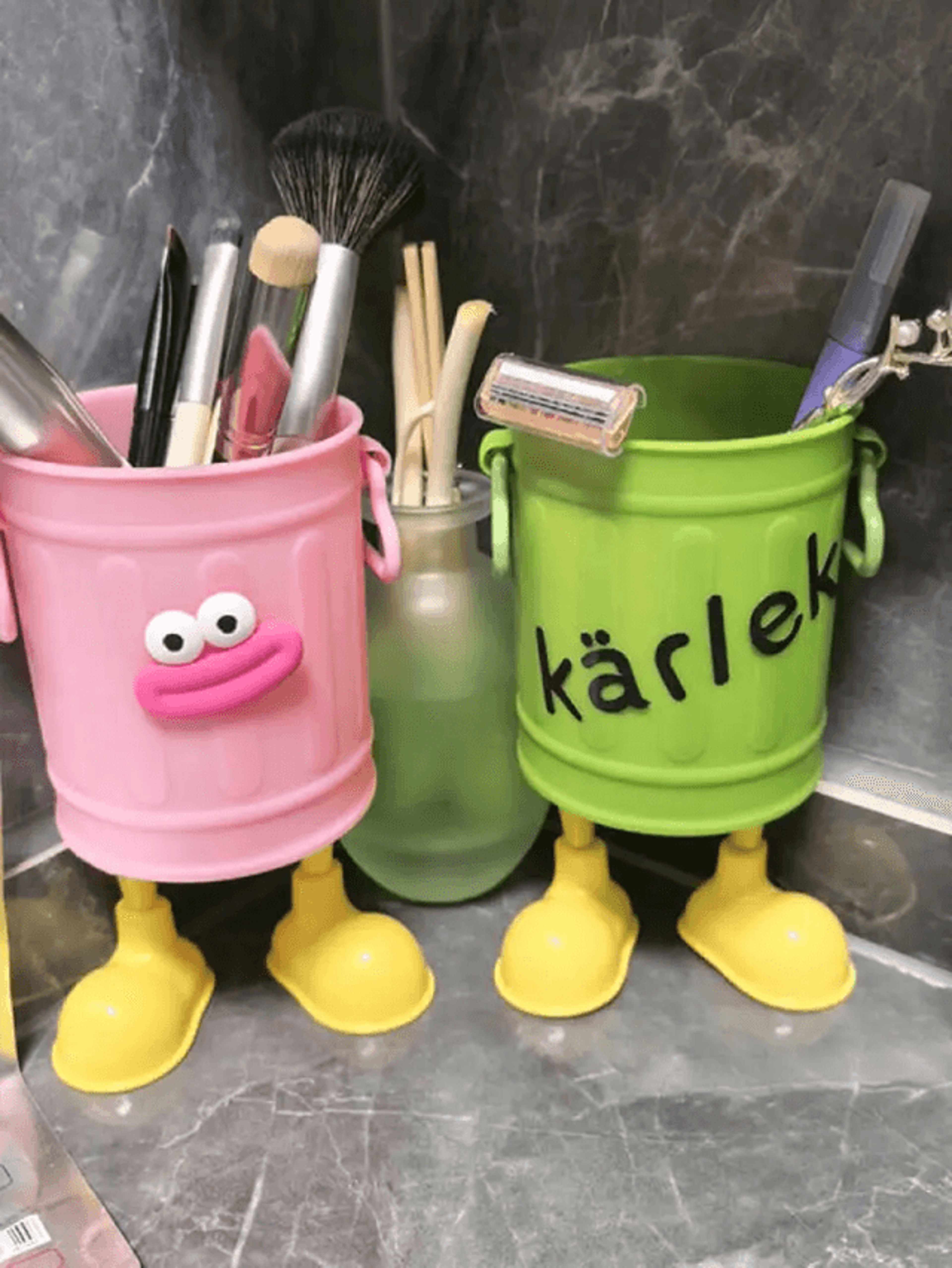 cute desk pen holder plastic office storage organizer