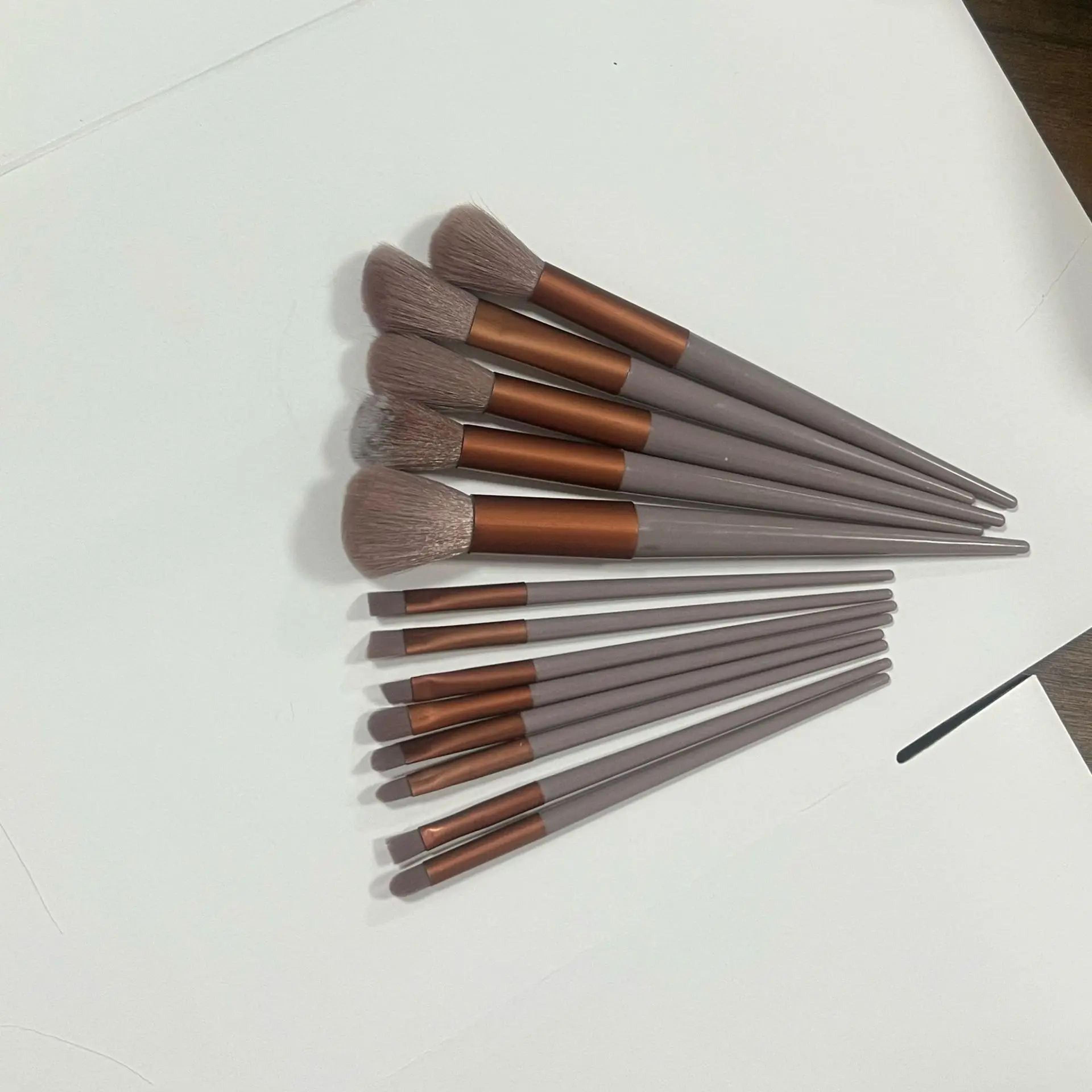 13 piece professional makeup brush set foundation eyeshadow and concealer beauty brushes