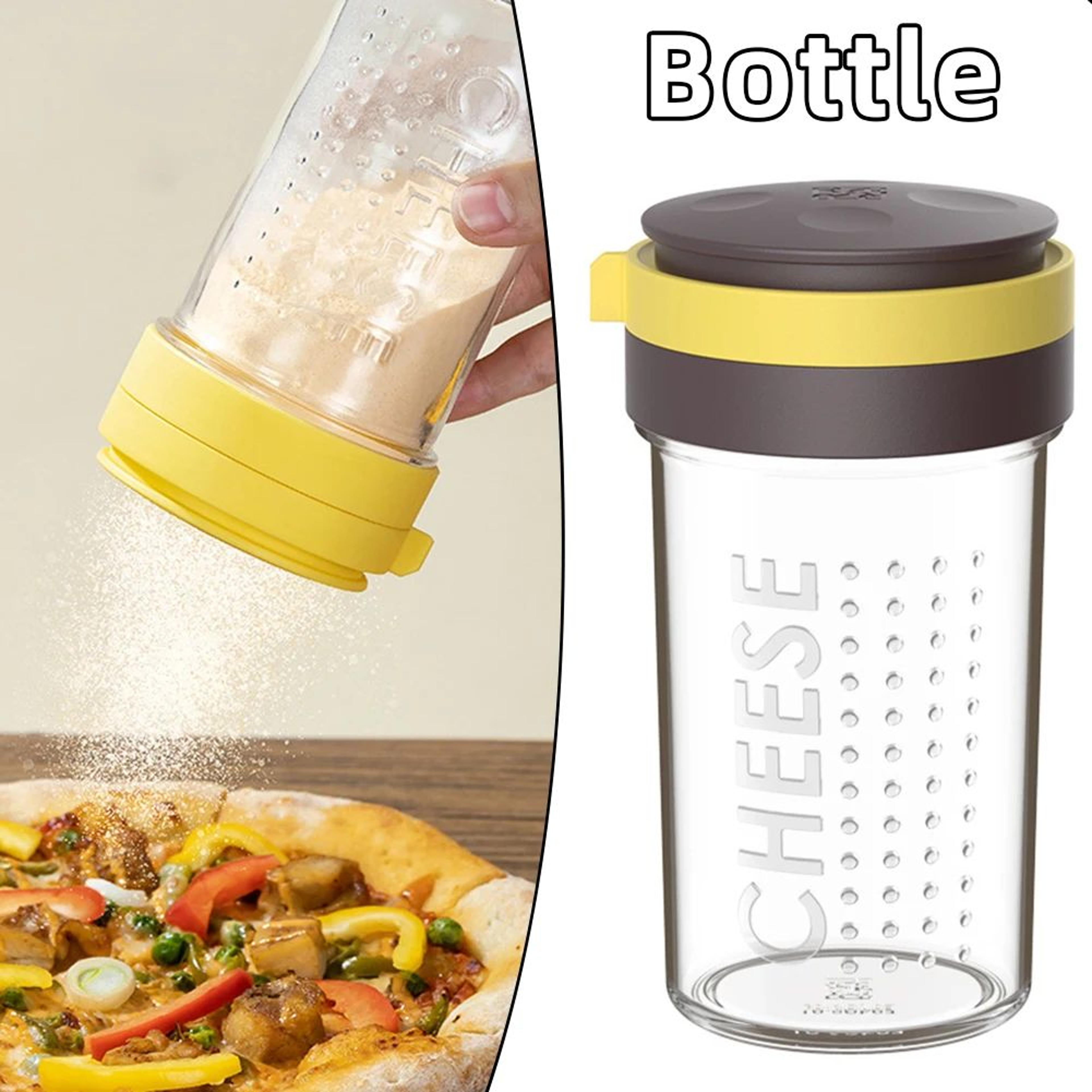 clear cheese and spice shaker bottle seasoning dispenser with lid