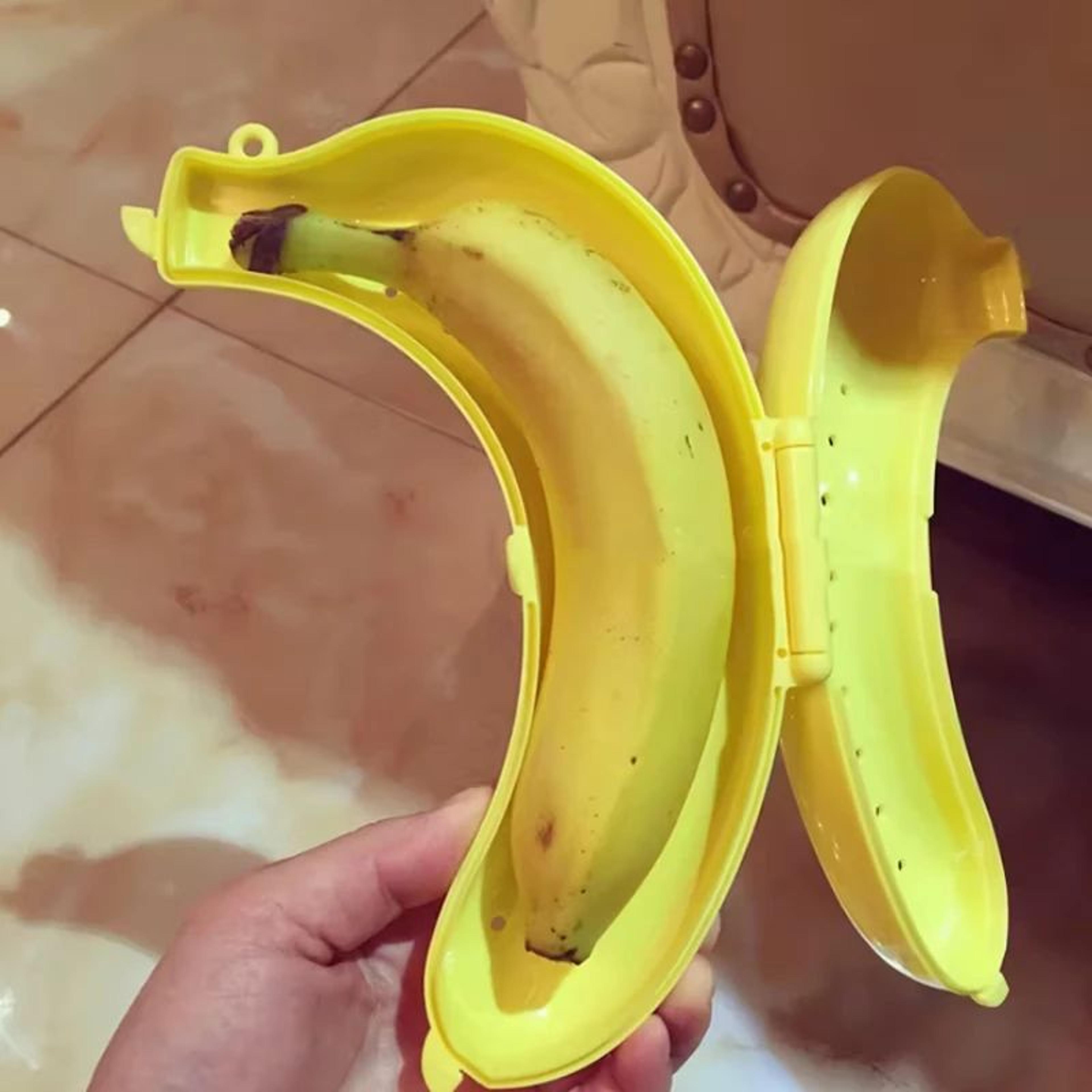 portable banana storage box reusable banana holder travel fruit container