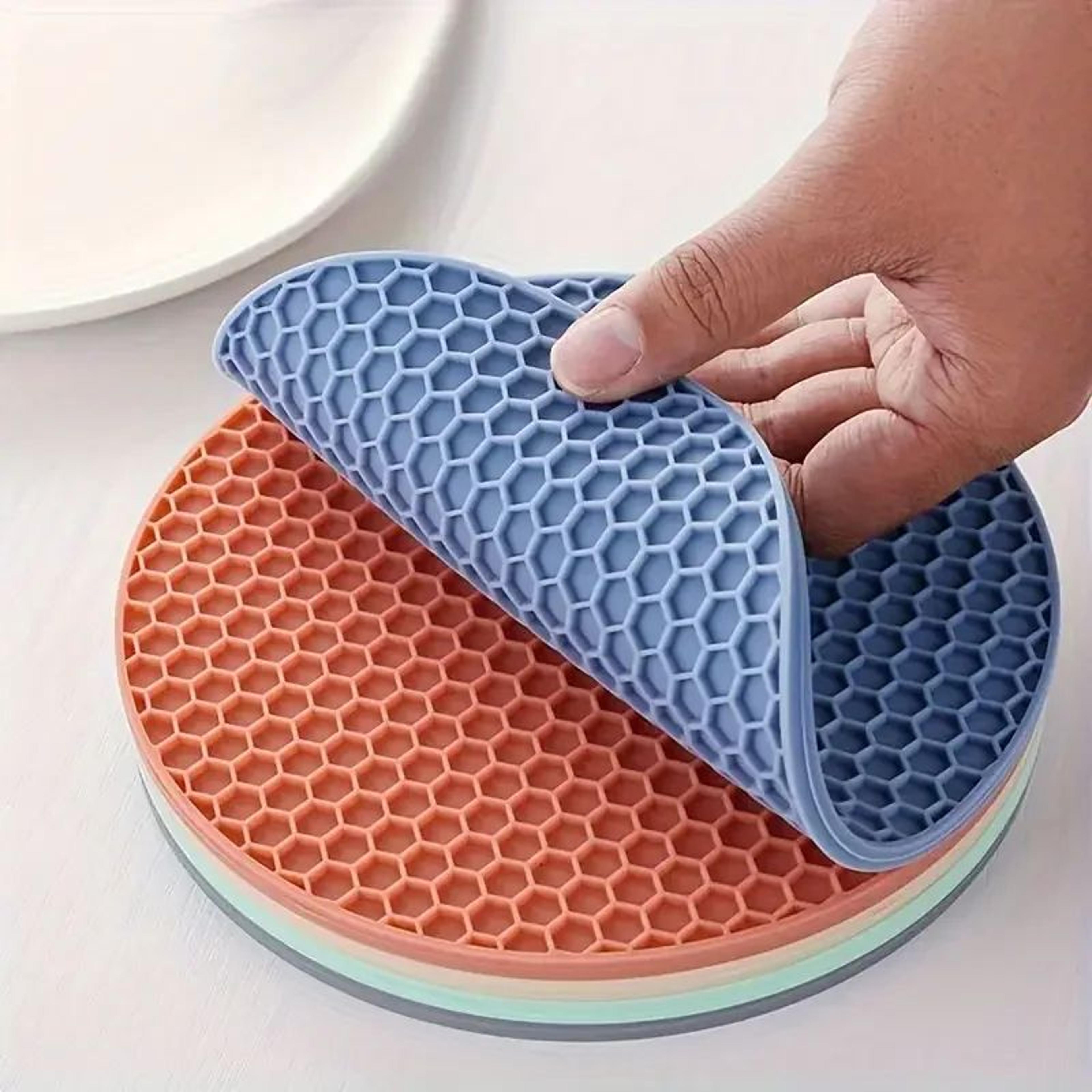4 piece silicone trivet mats heat resistant pot holders