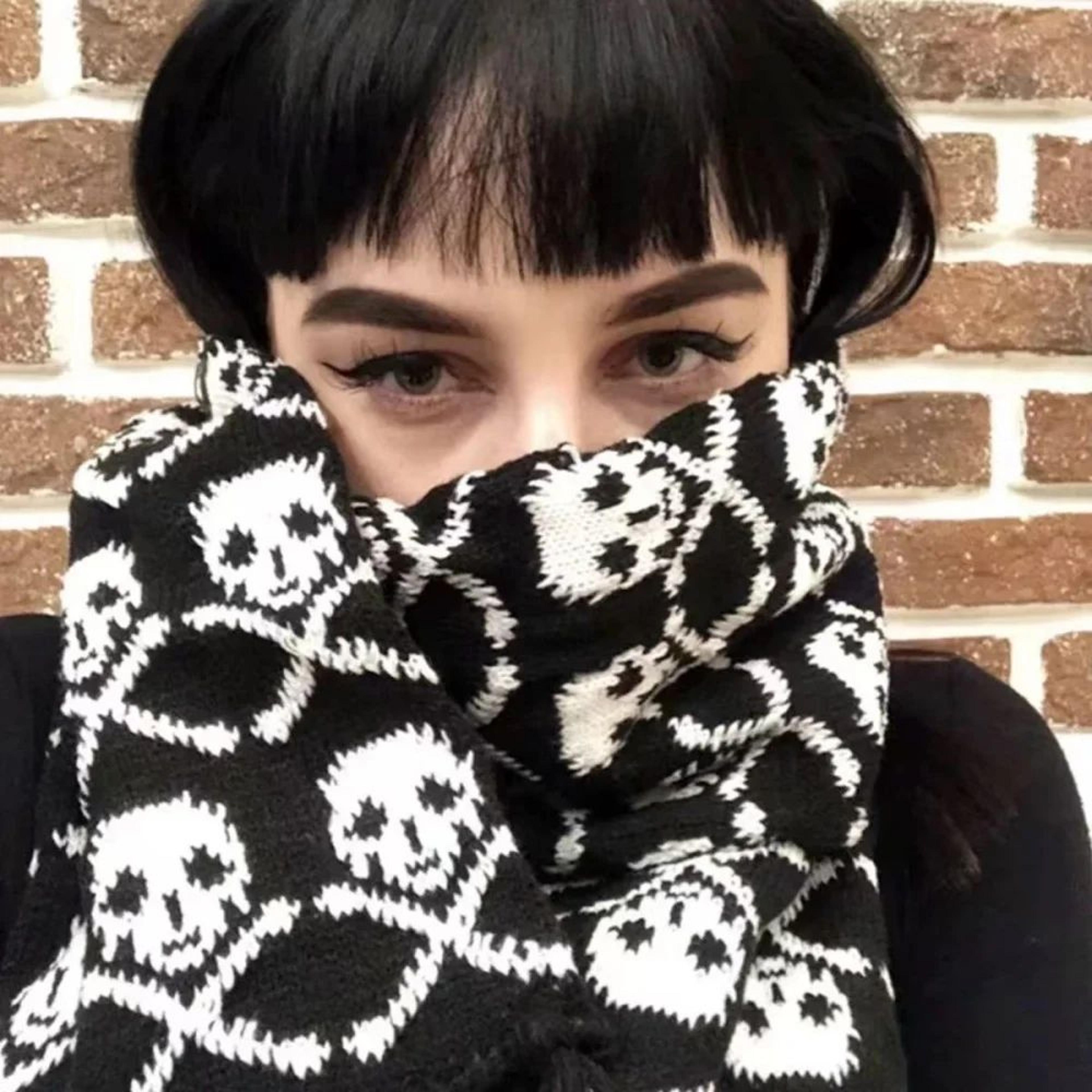 gothic skull knitted scarf