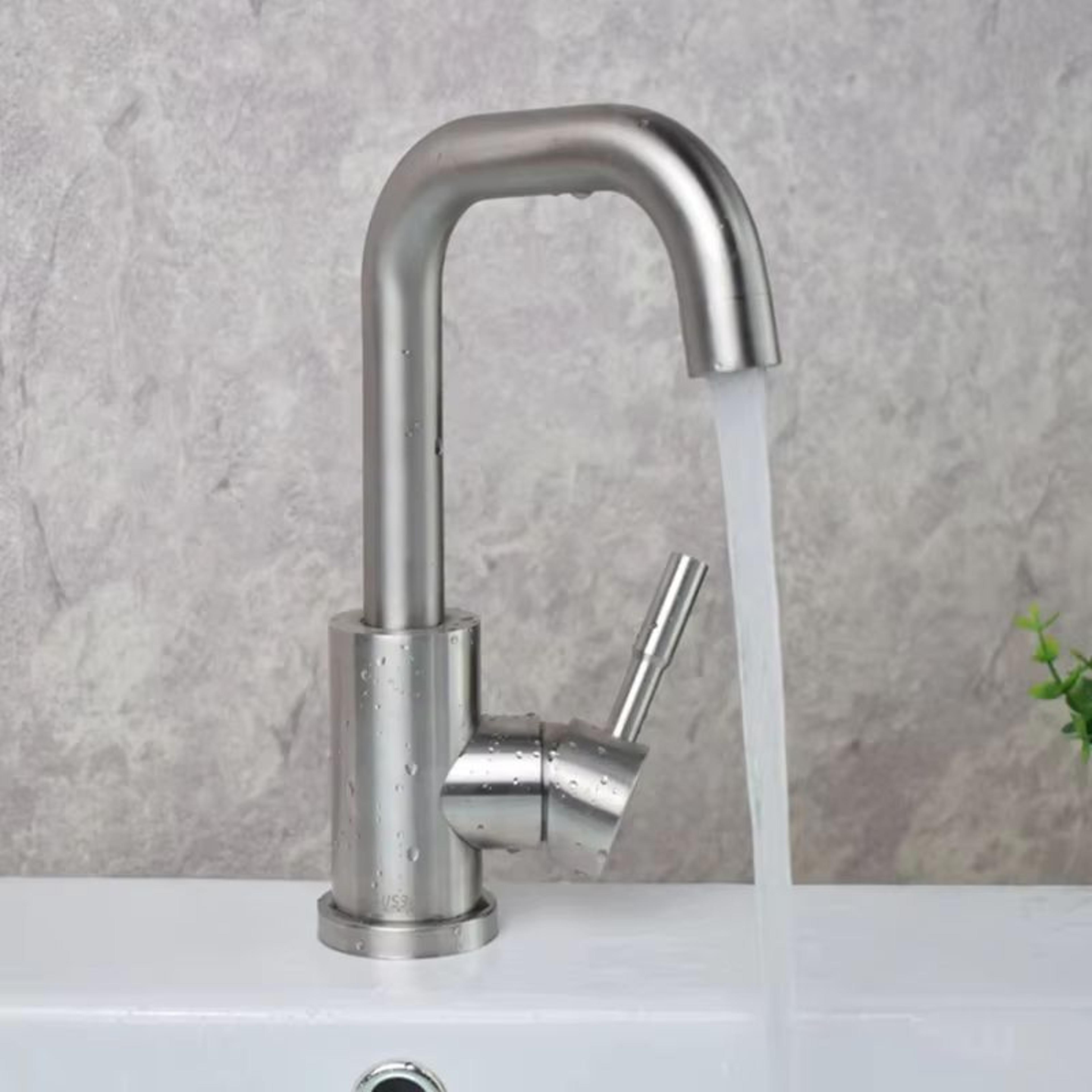 304 stainless steel bathroom basin faucet – 360° rotating hot and cold mixer tap with single handle