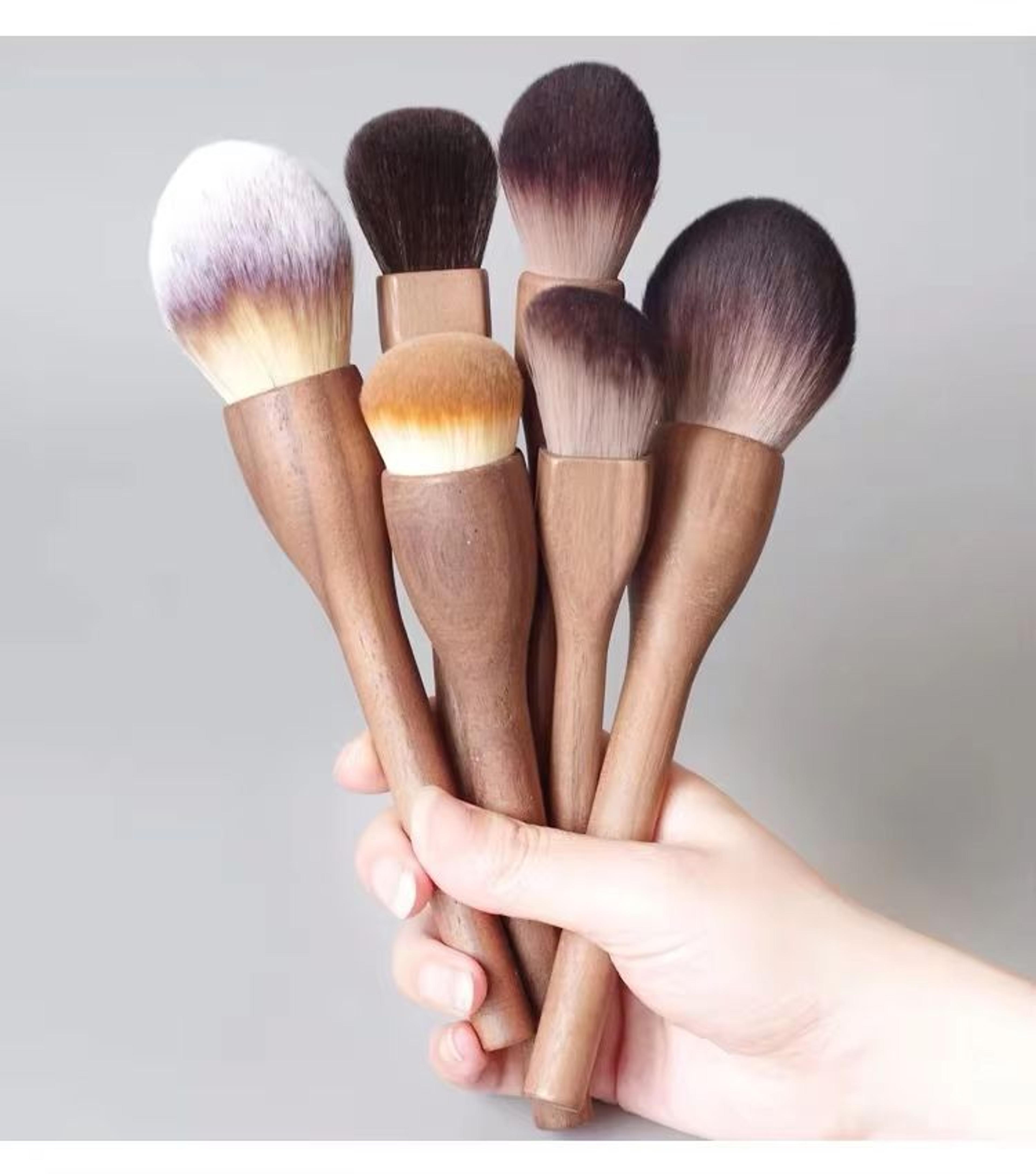 karsyngirl makeup brush wood walnut large retro powder brush
