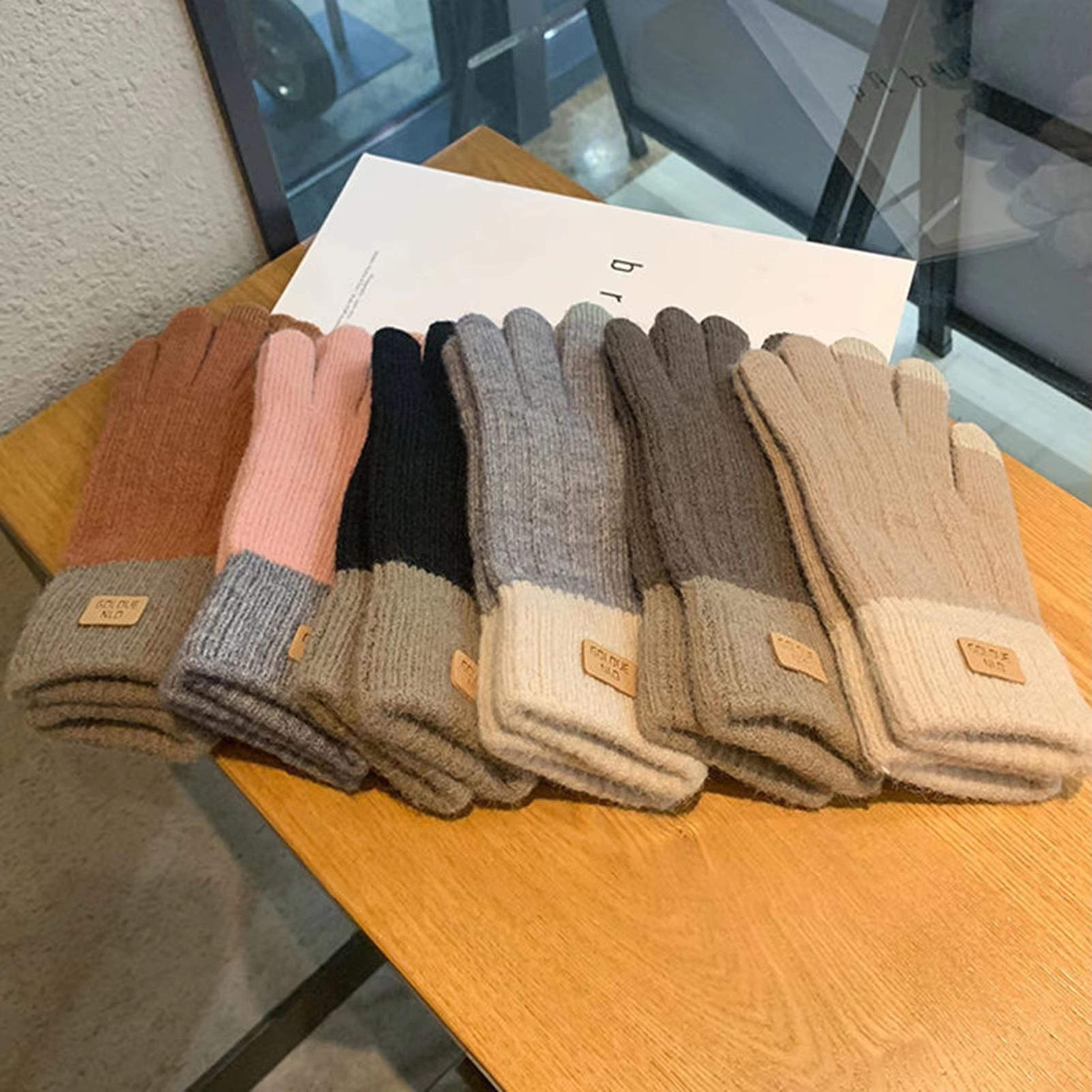 women's cable knit fleece-lined touch-screen winter gloves