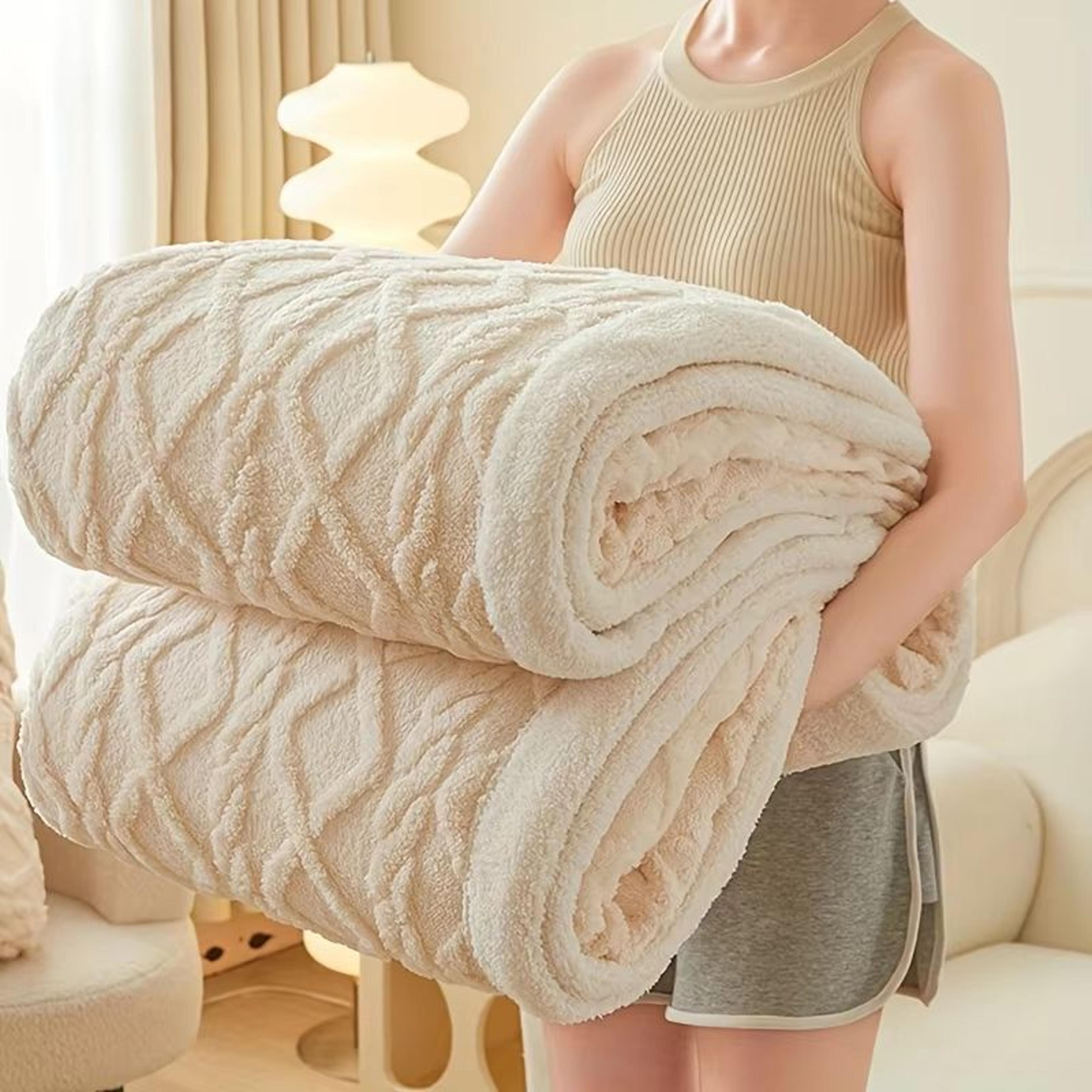 all-season coral fleece throw blanket – thick soft lamb wool sofa & nap blanket