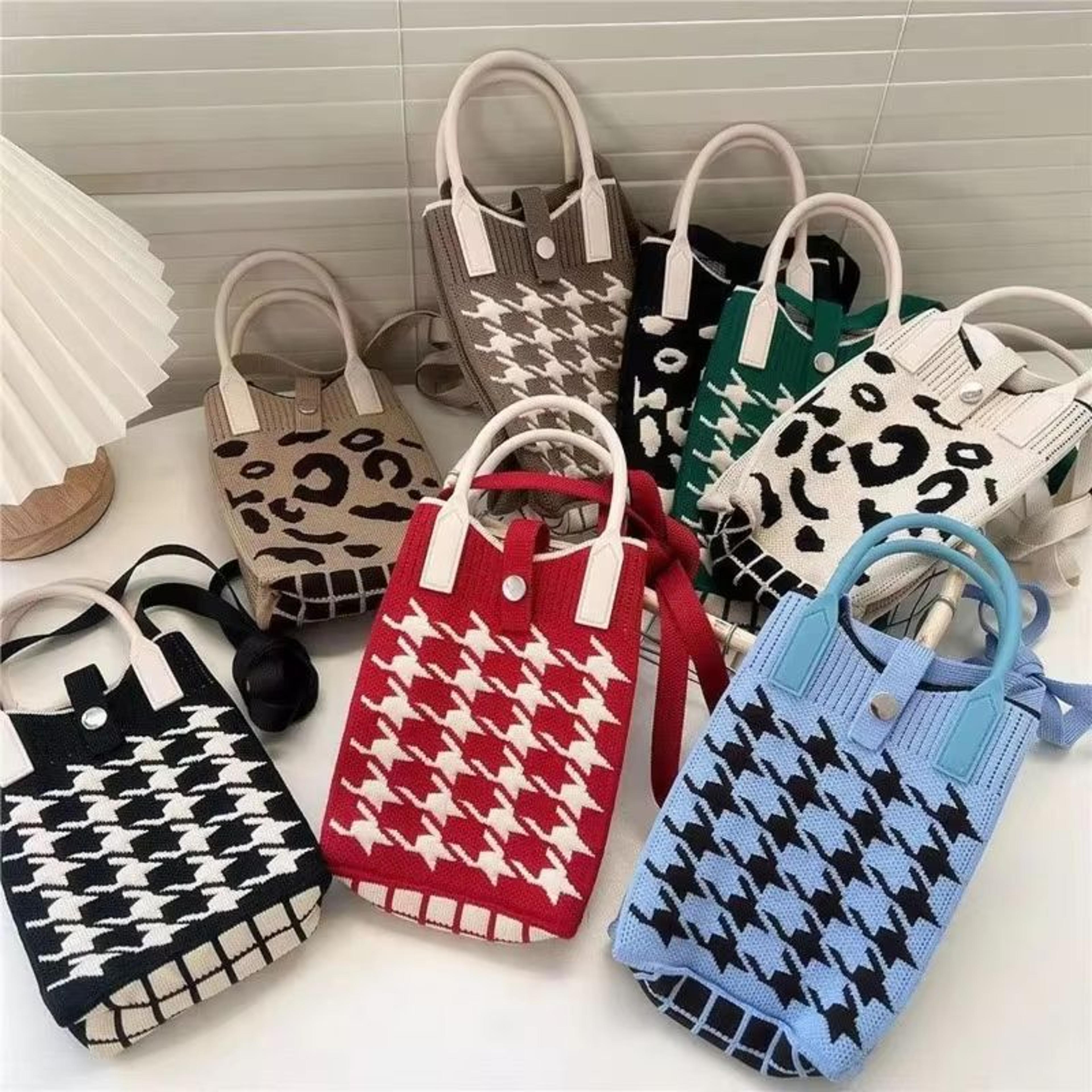 knitted crossbody phone bag with adjustable shoulder strap