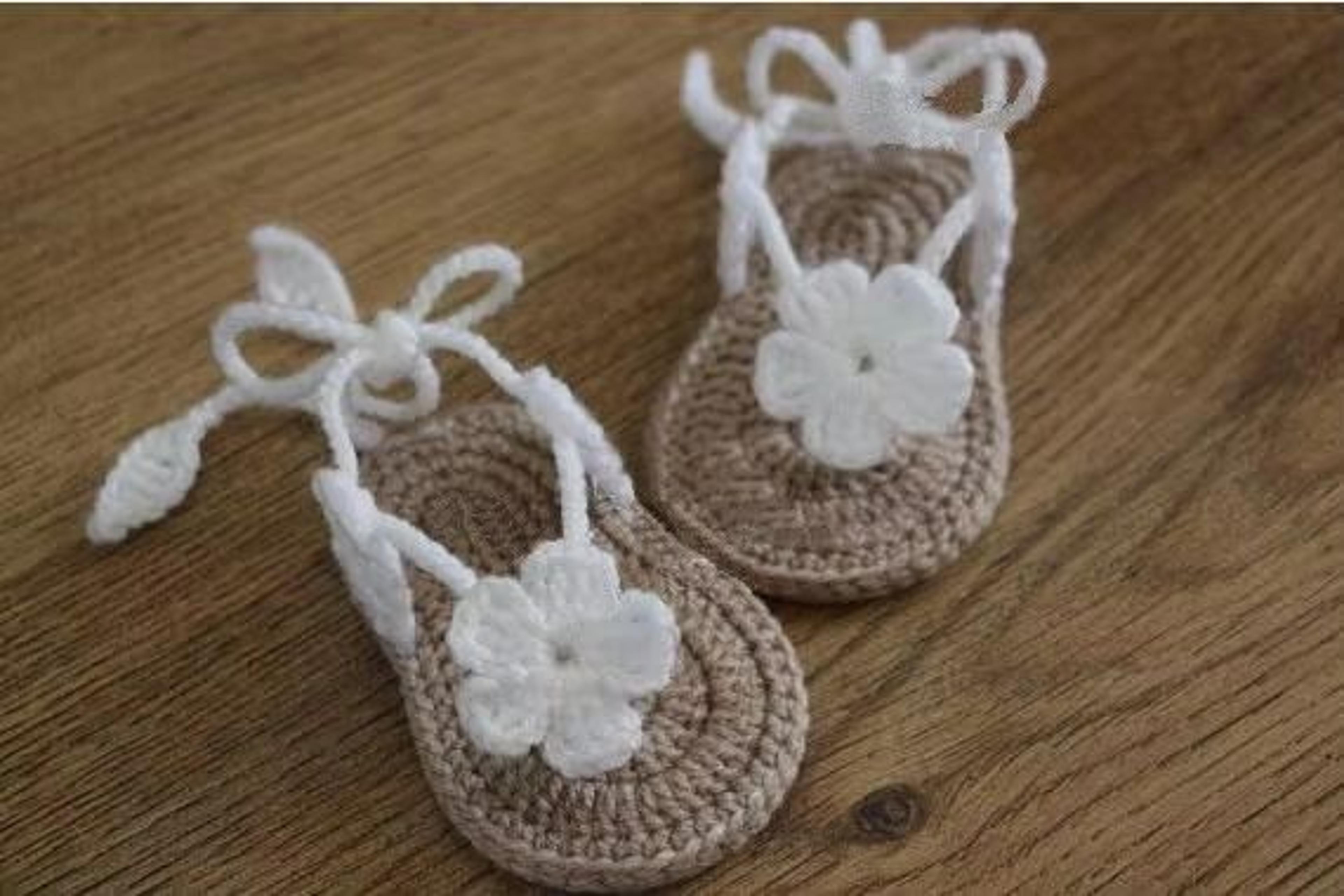 handmade crochet baby flip flop sandals with puff flower soft sole baby summer sandals for newborns