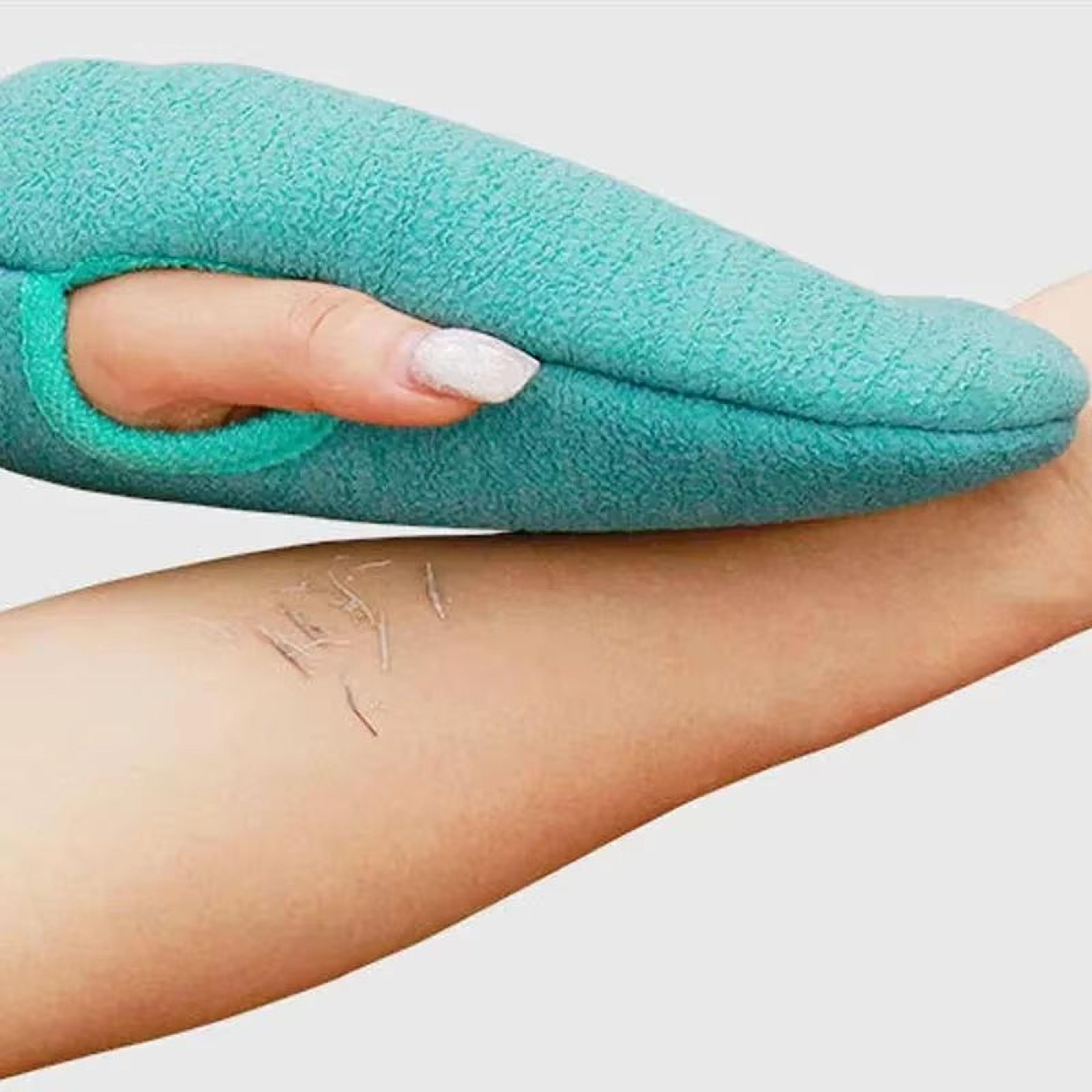 silktouch exfoliating shower gloves for deep clean skin renewal