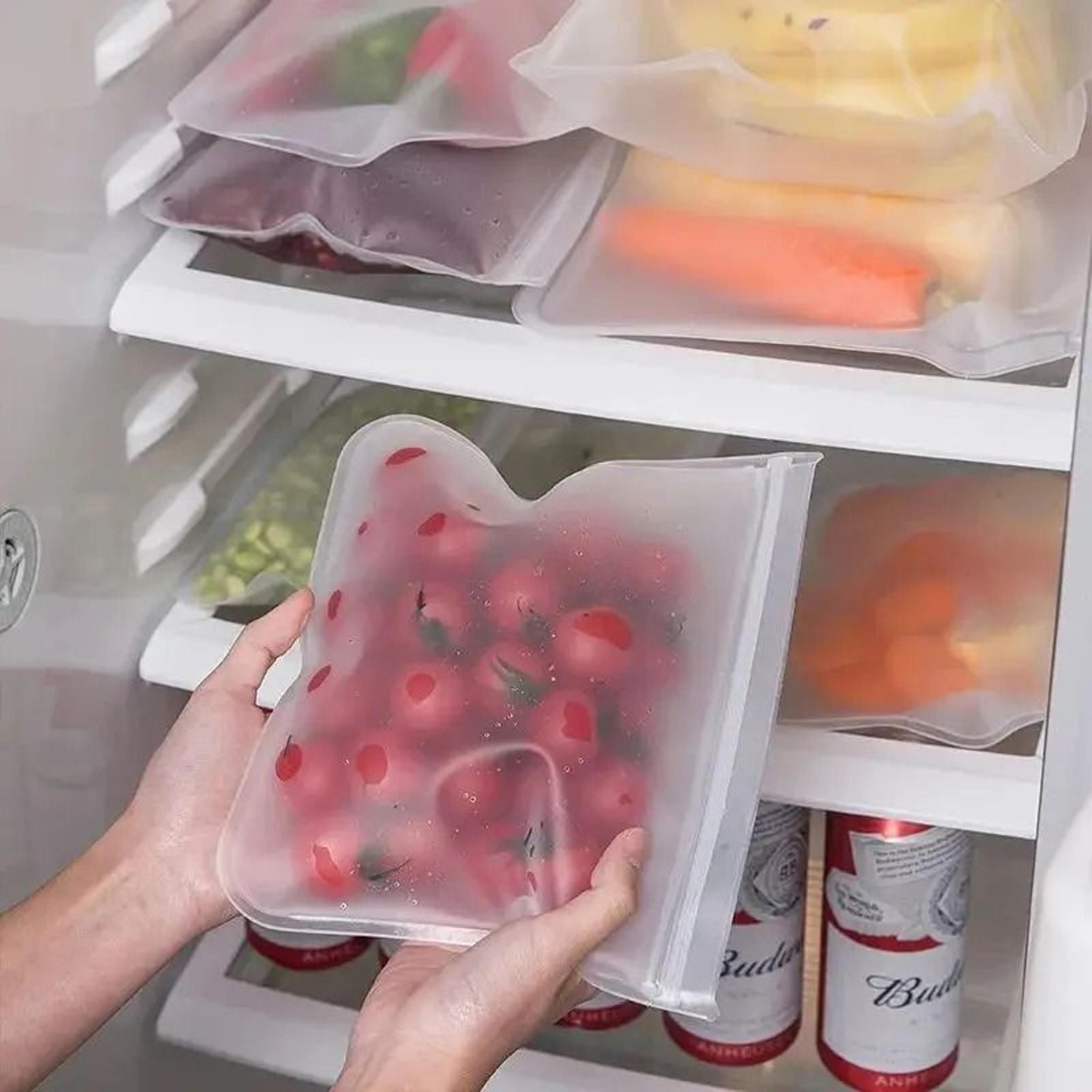 reusable silicone food storage bags, leakproof reusable food bags for meal prep, snacks and freezer storage
