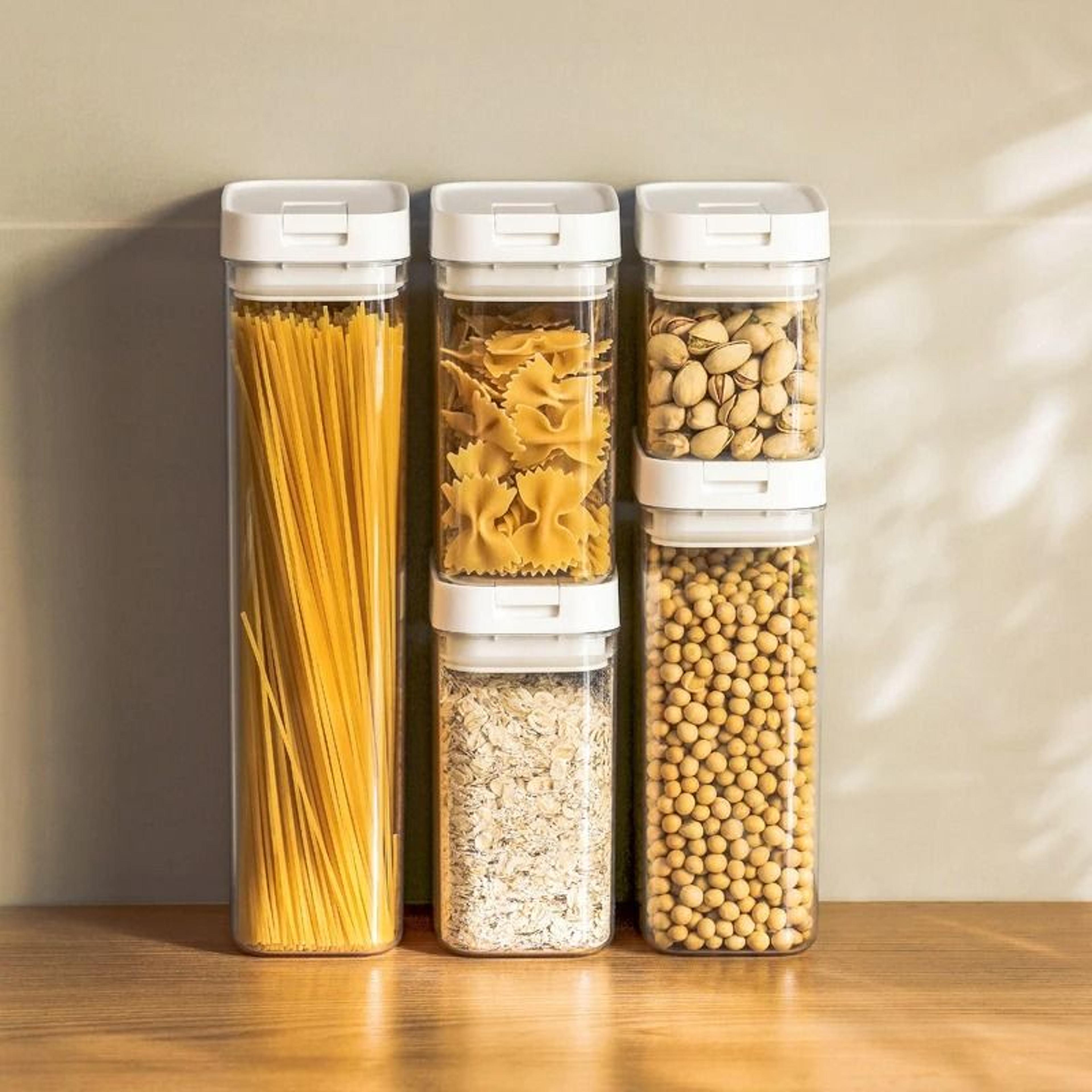 transparent airtight pasta storage container for spaghetti, grains and dry food