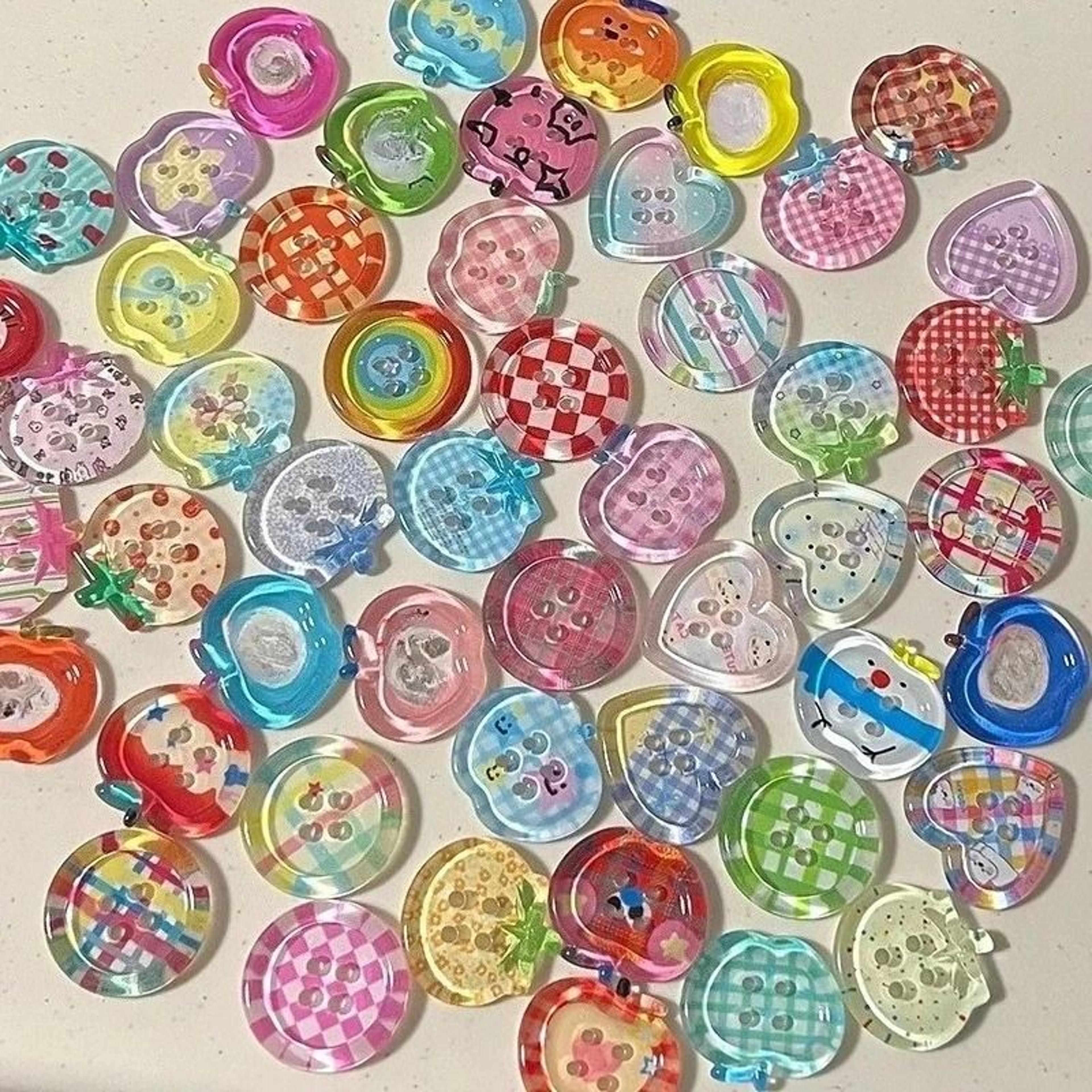 10 or 20 piece transparent colorful buttons for sewing and crafts