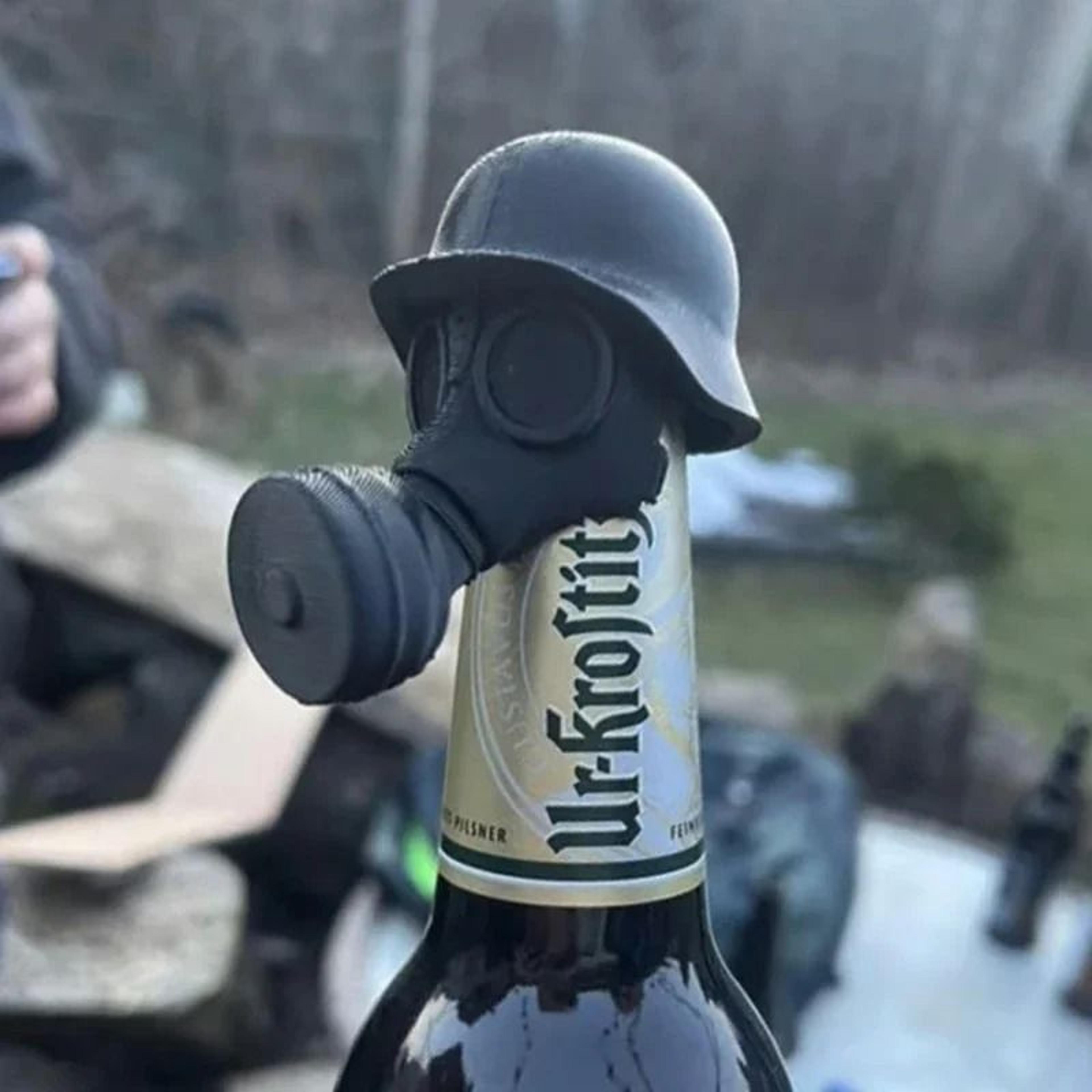 reusable gas mask beer bottle topper airtight bottle cap for beer wine and liquor preservation