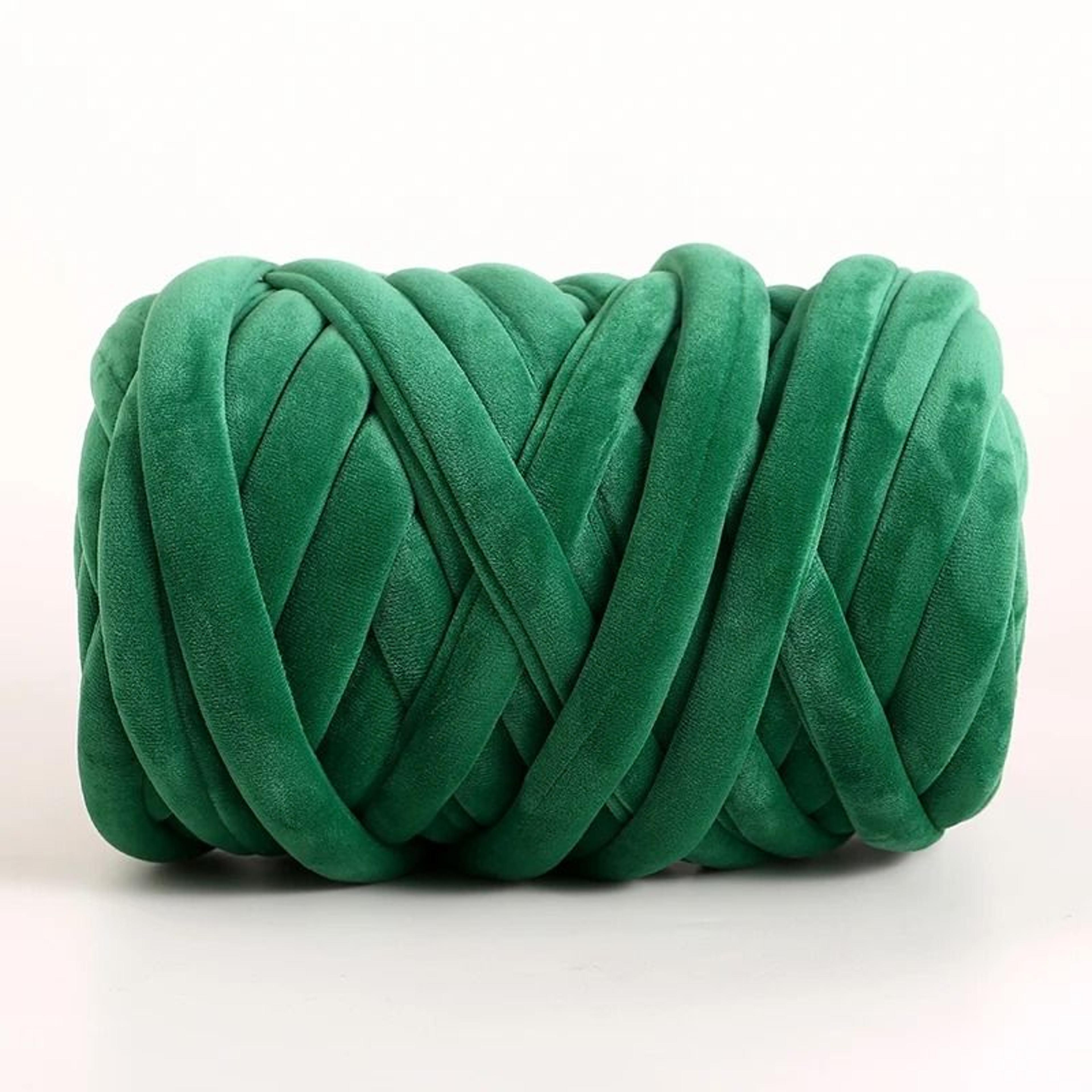 giant velvet bulky yarn for arm knitting & diy crafts 8.8 oz