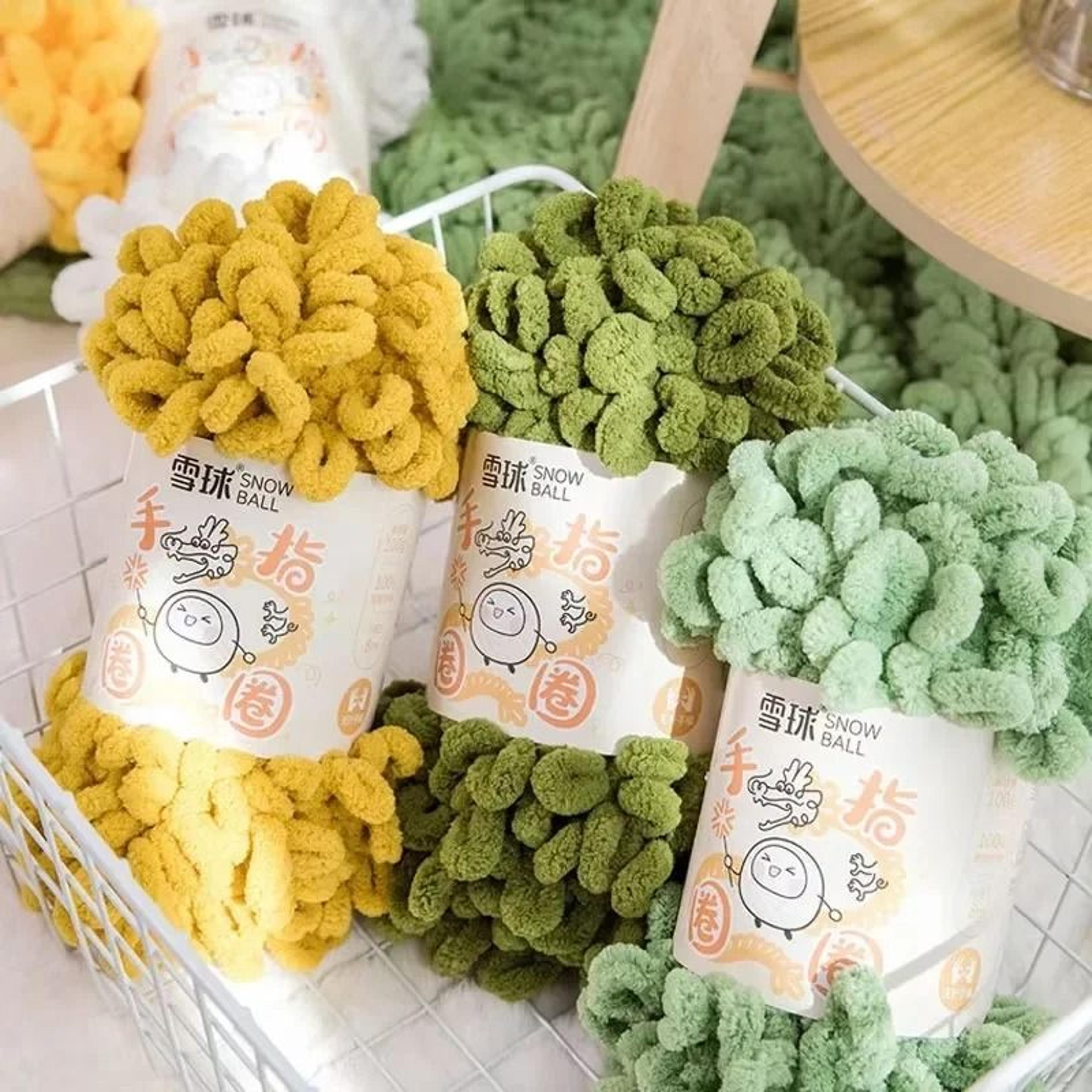 0.22 lb finger loop chenille chunky yarn soft hand knitting yarn for blankets scarves and diy crafts