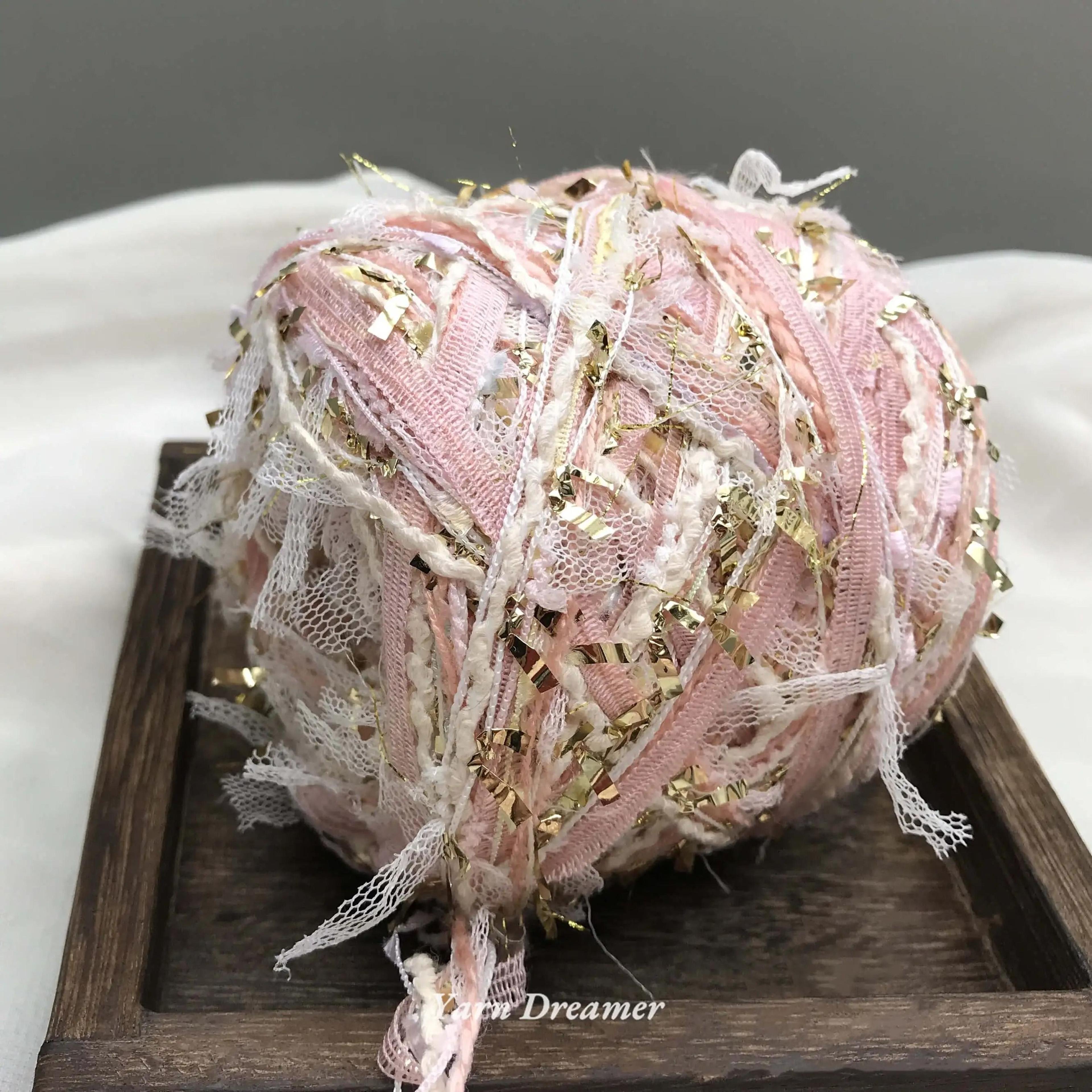3.5 oz gold glitter fancy yarn for crochet bags, knitting & diy crafts