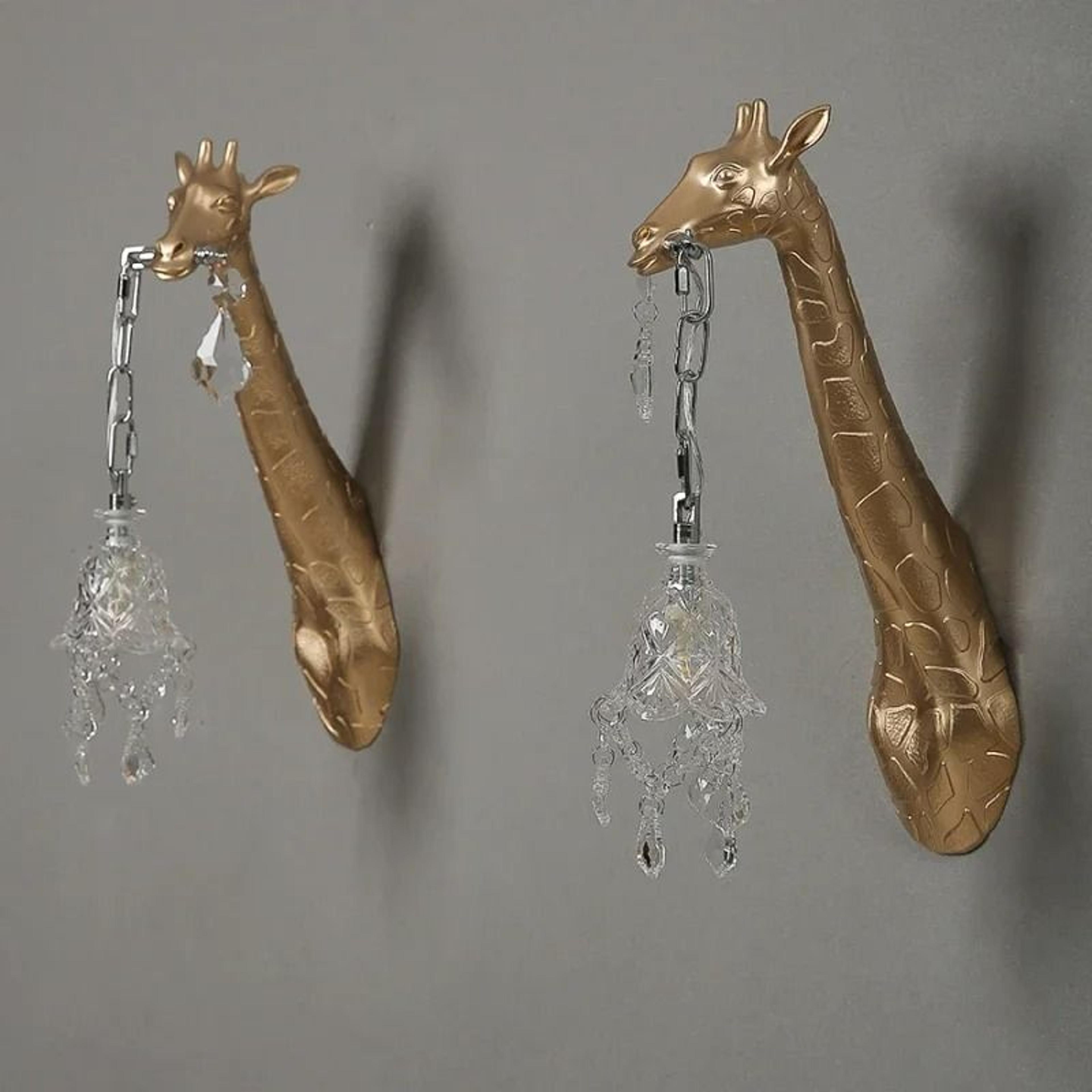 golden giraffe resin wall sconce
