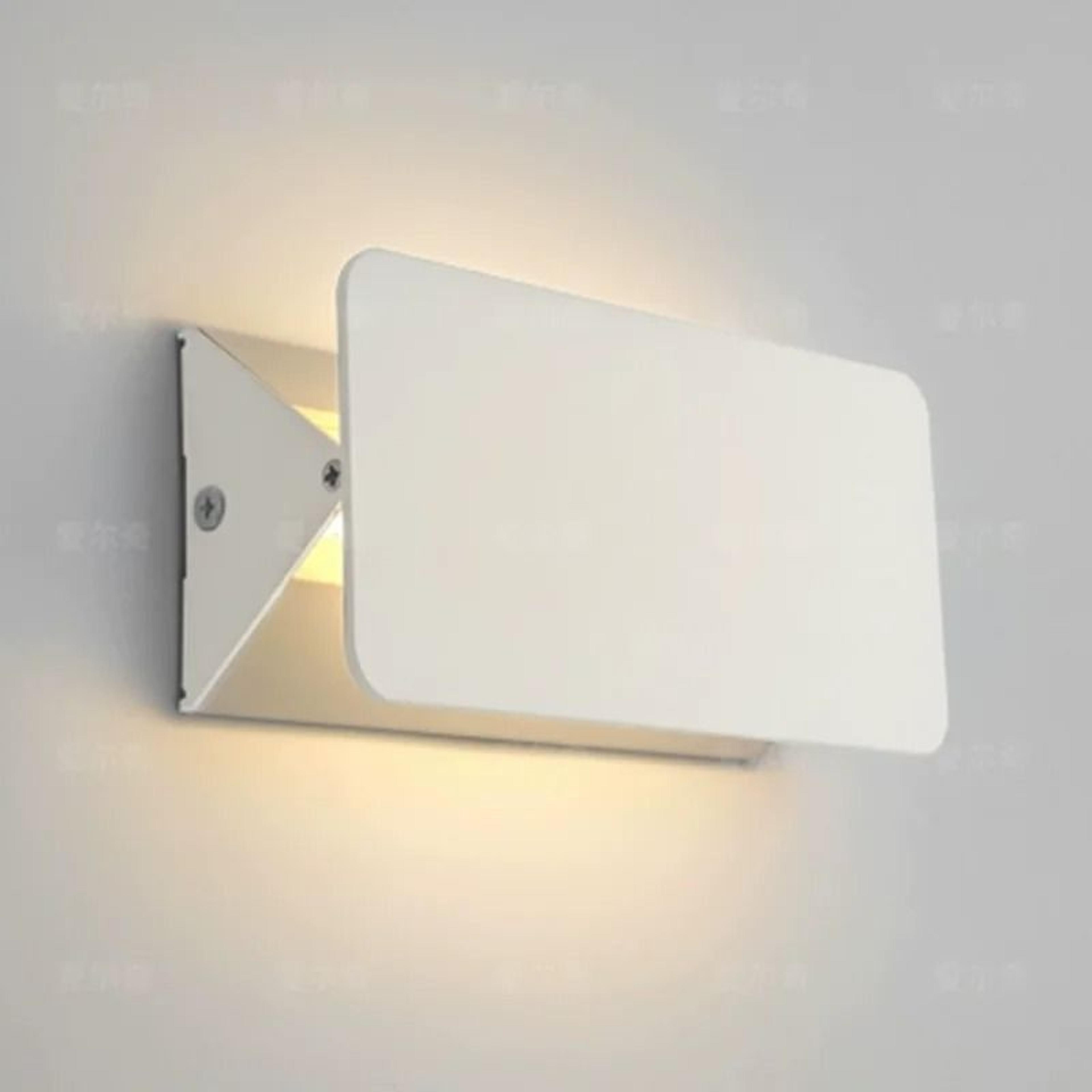 adjustable aluminum led wall light