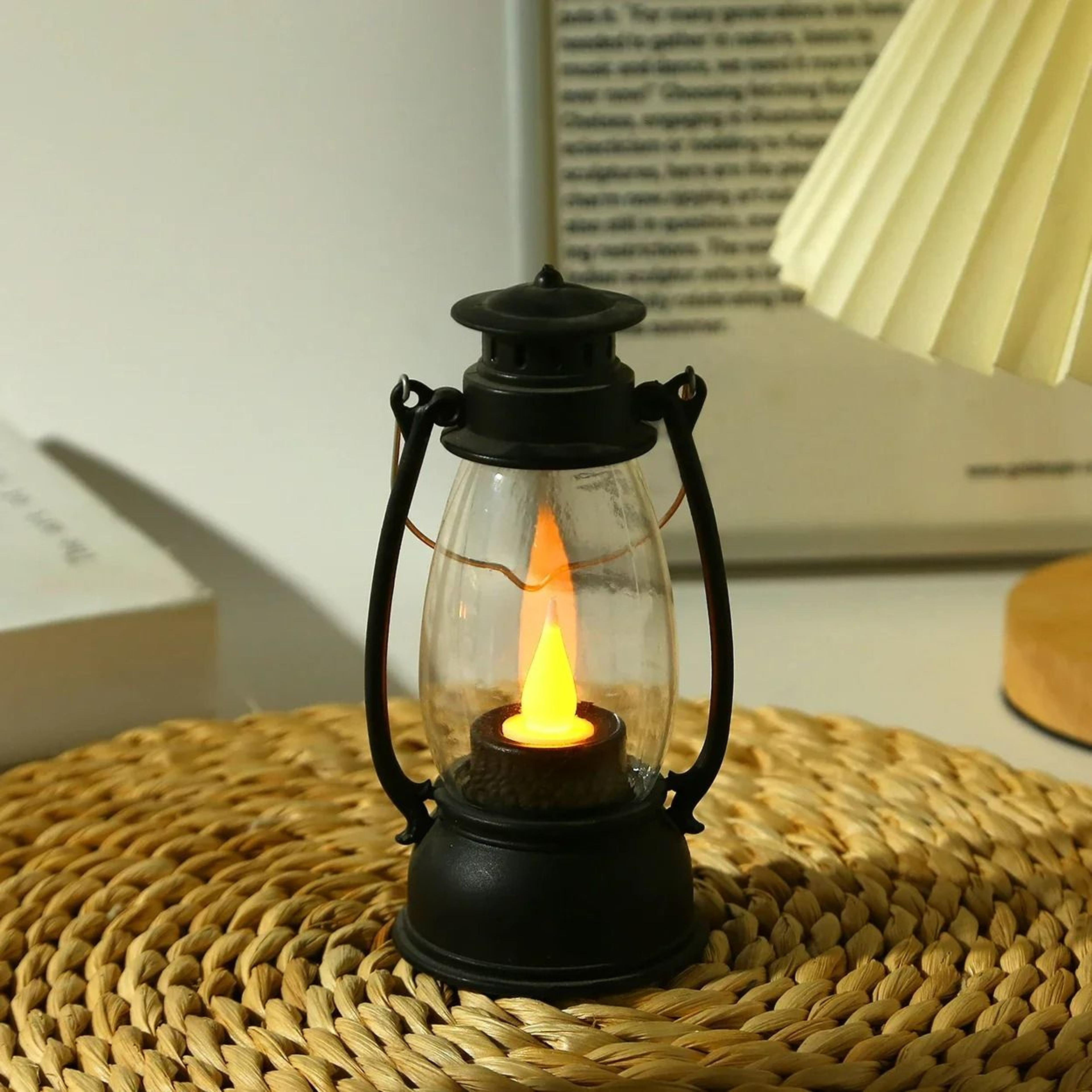 oldwick button battery lantern