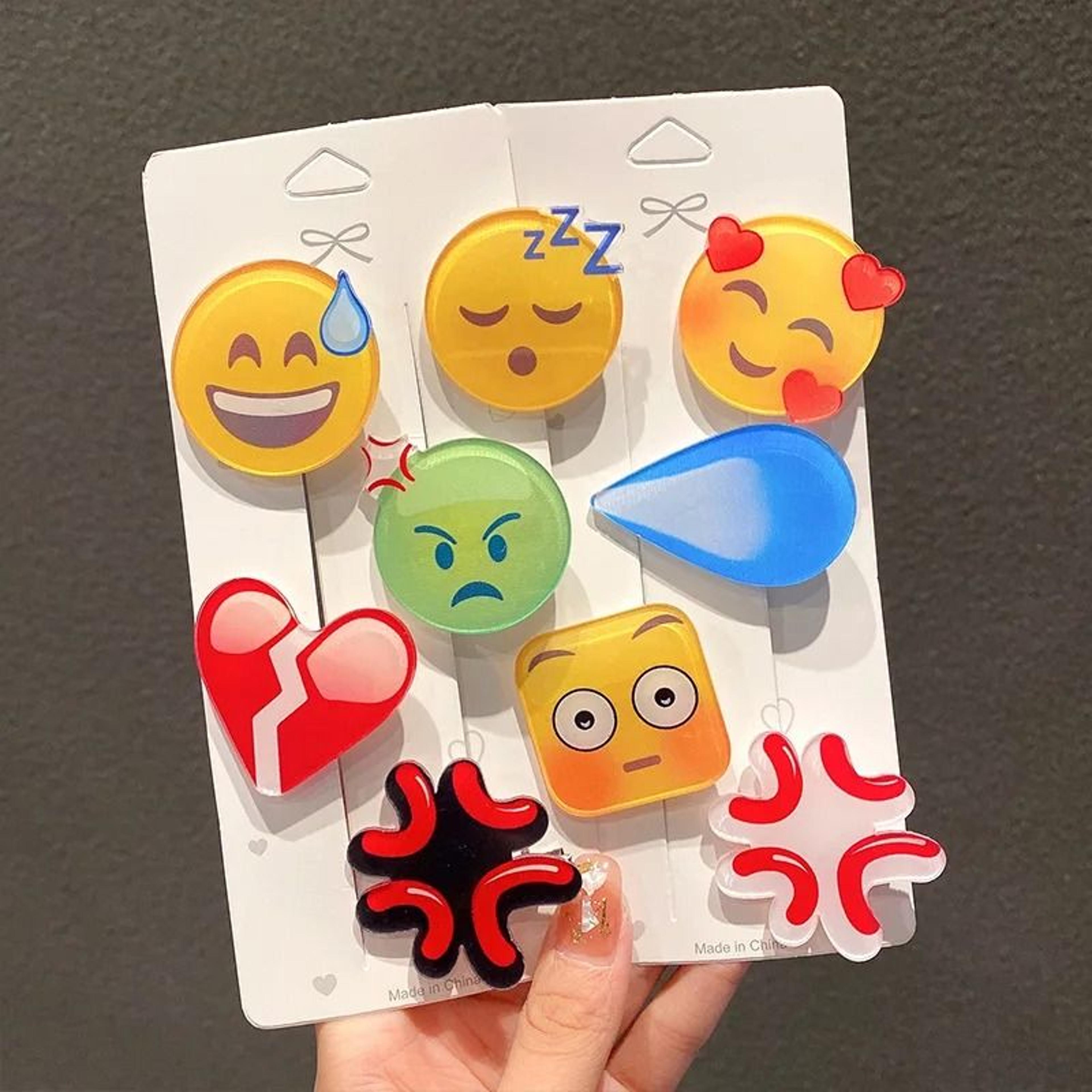 mooddrop emoji hair clip