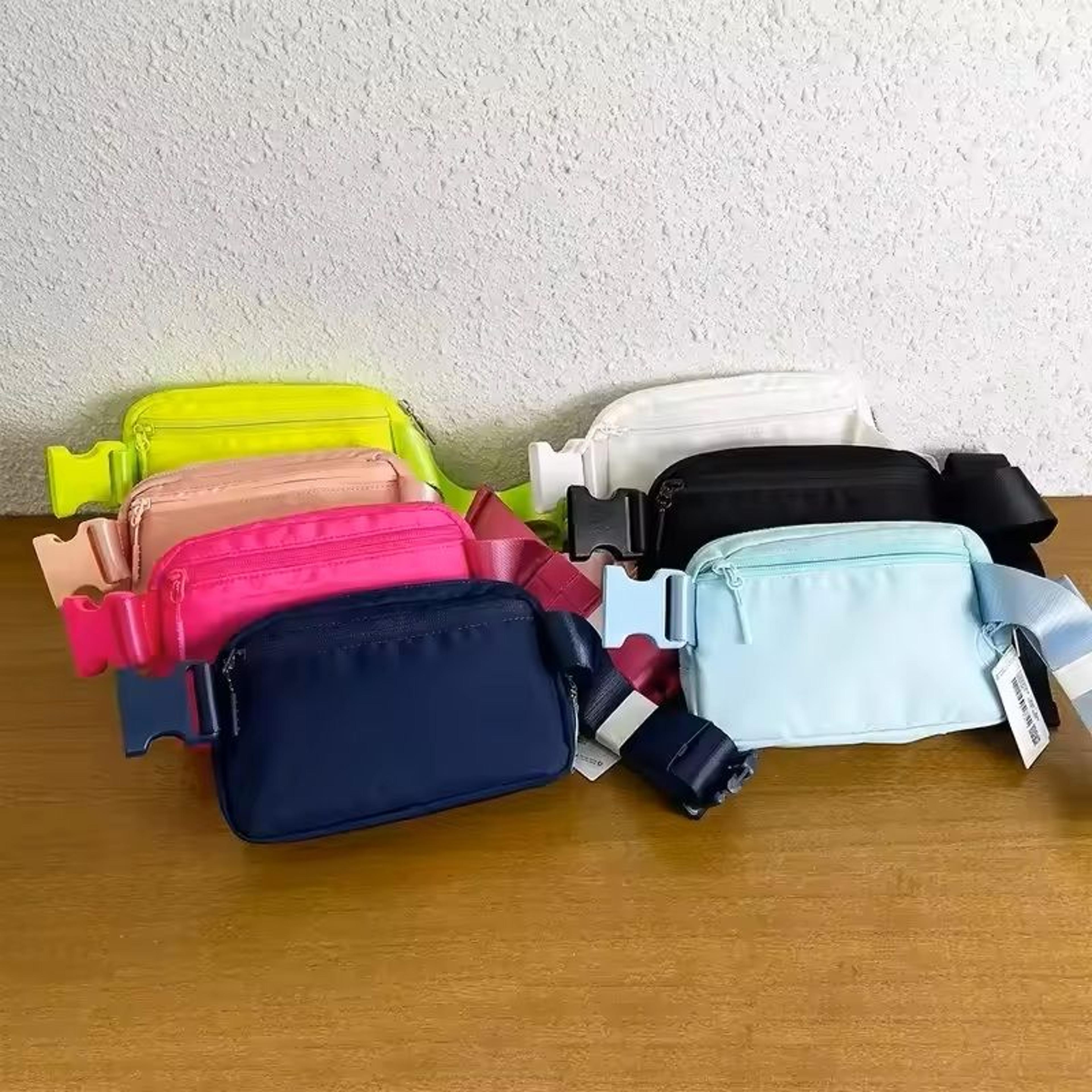 metal logo yoga sports waist bag