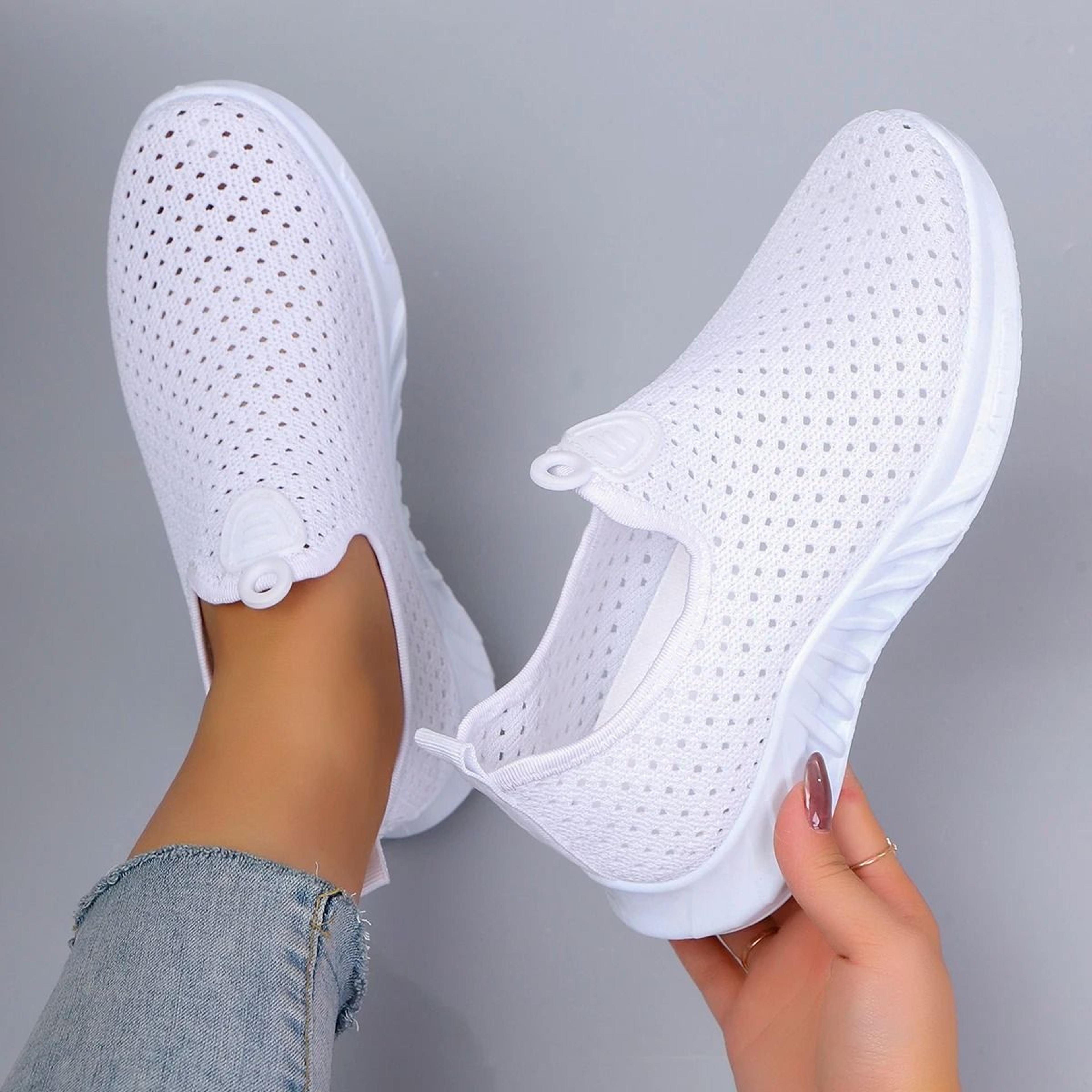 womens breathable mesh flat sneakers for everyday comfort