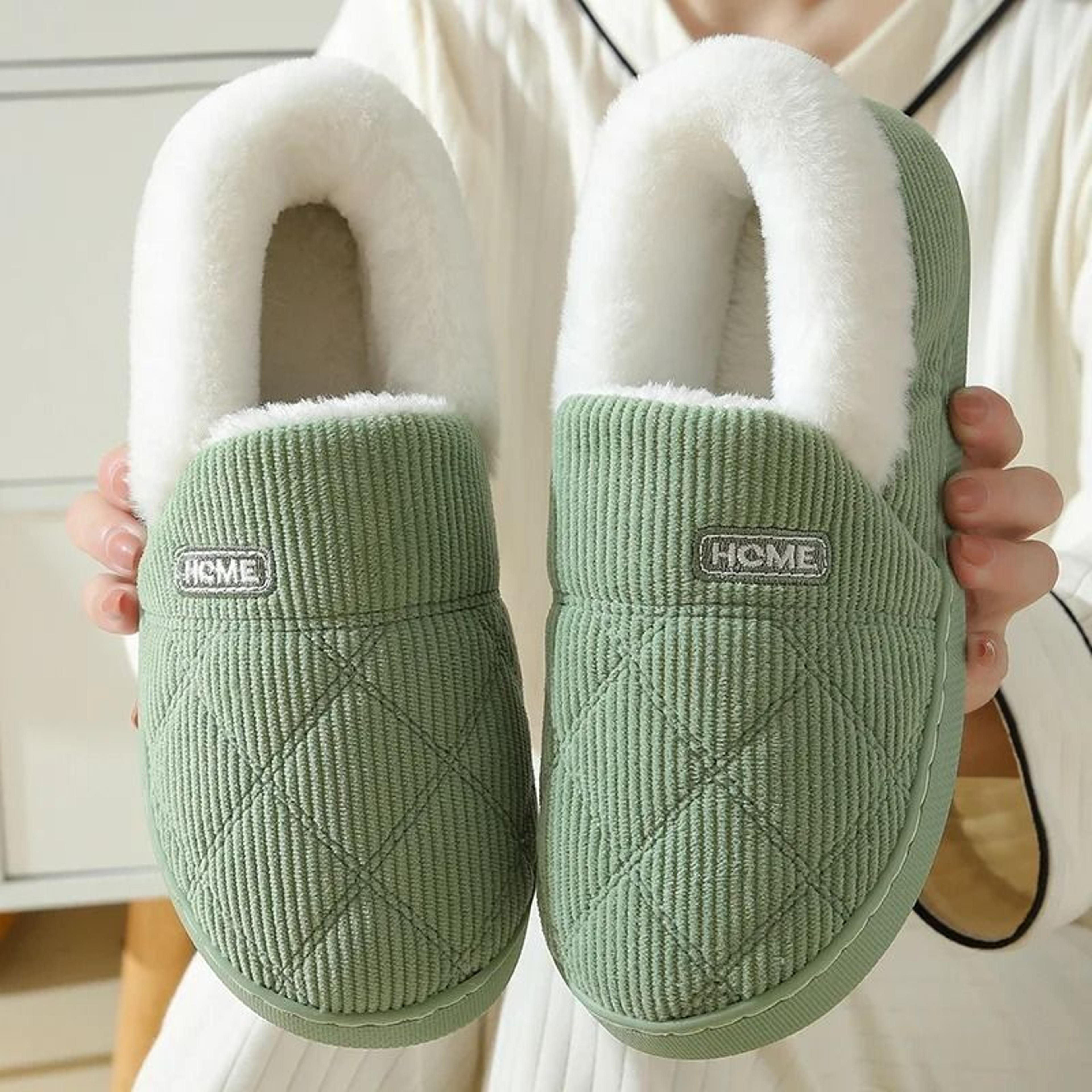comwarm women winter plush fur slippers with thick soft sole and anti slip design for indoor and outdoor use