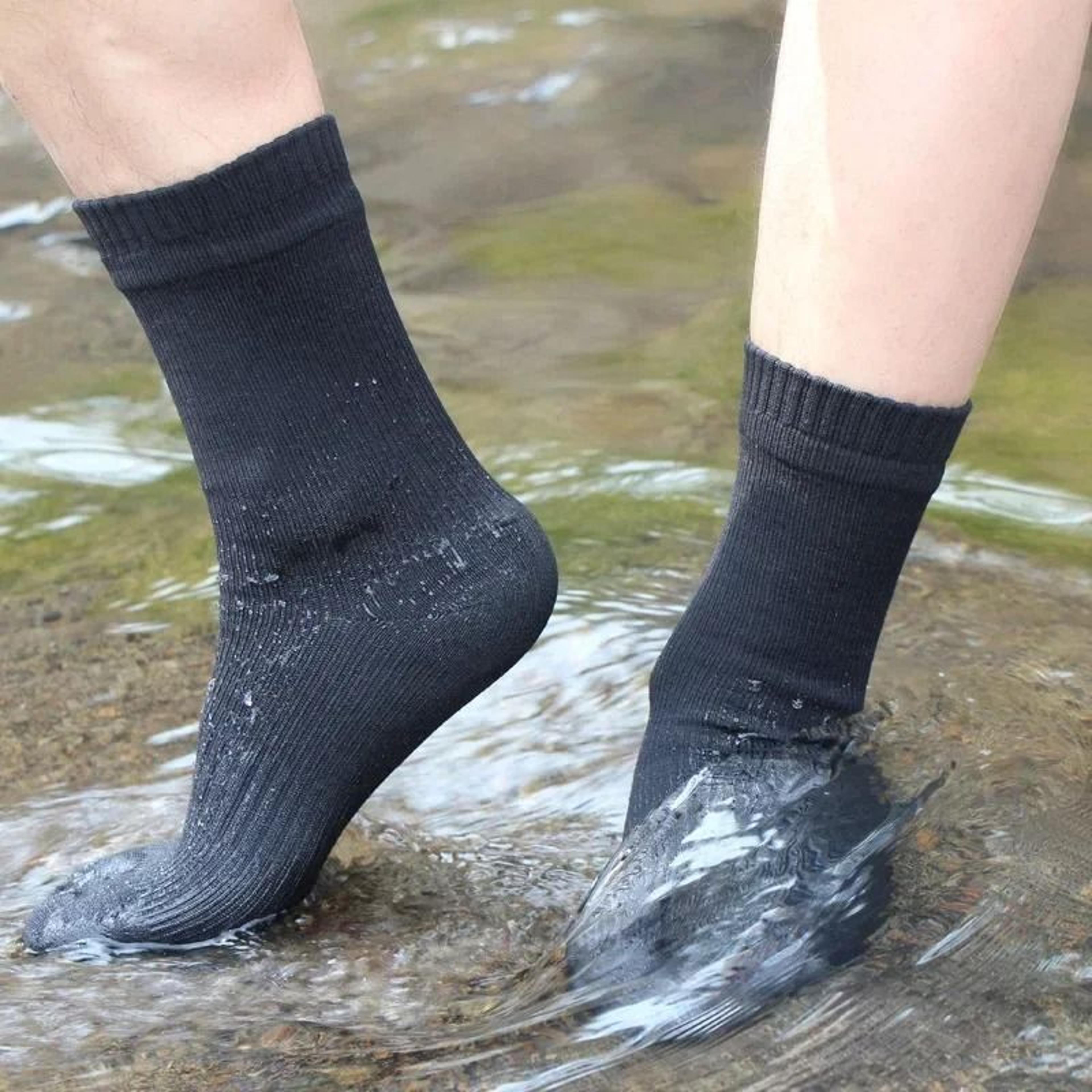 waterproof outdoor hiking socks winter skiing camping