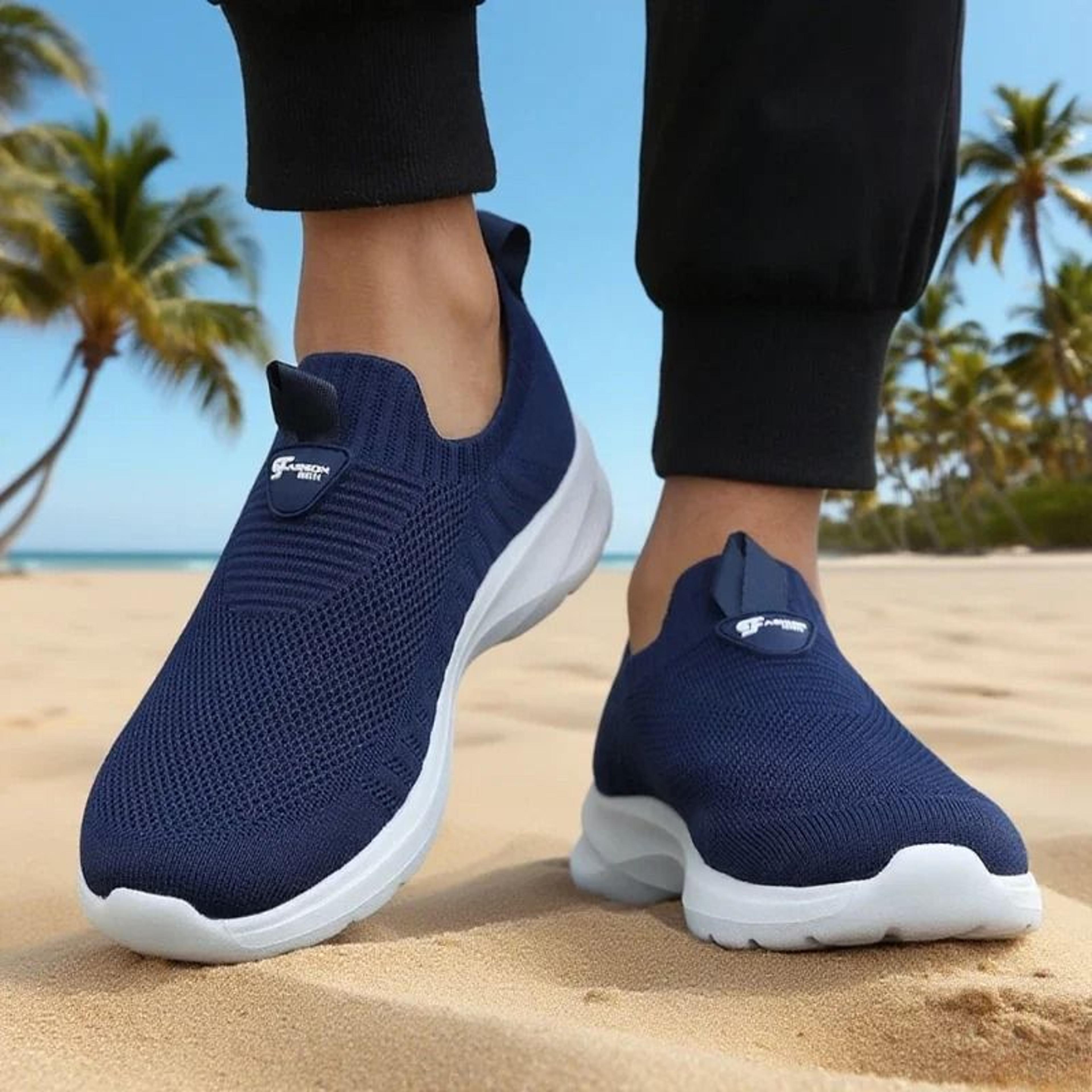 lightweight mens outdoor walking casual sneaker slip on