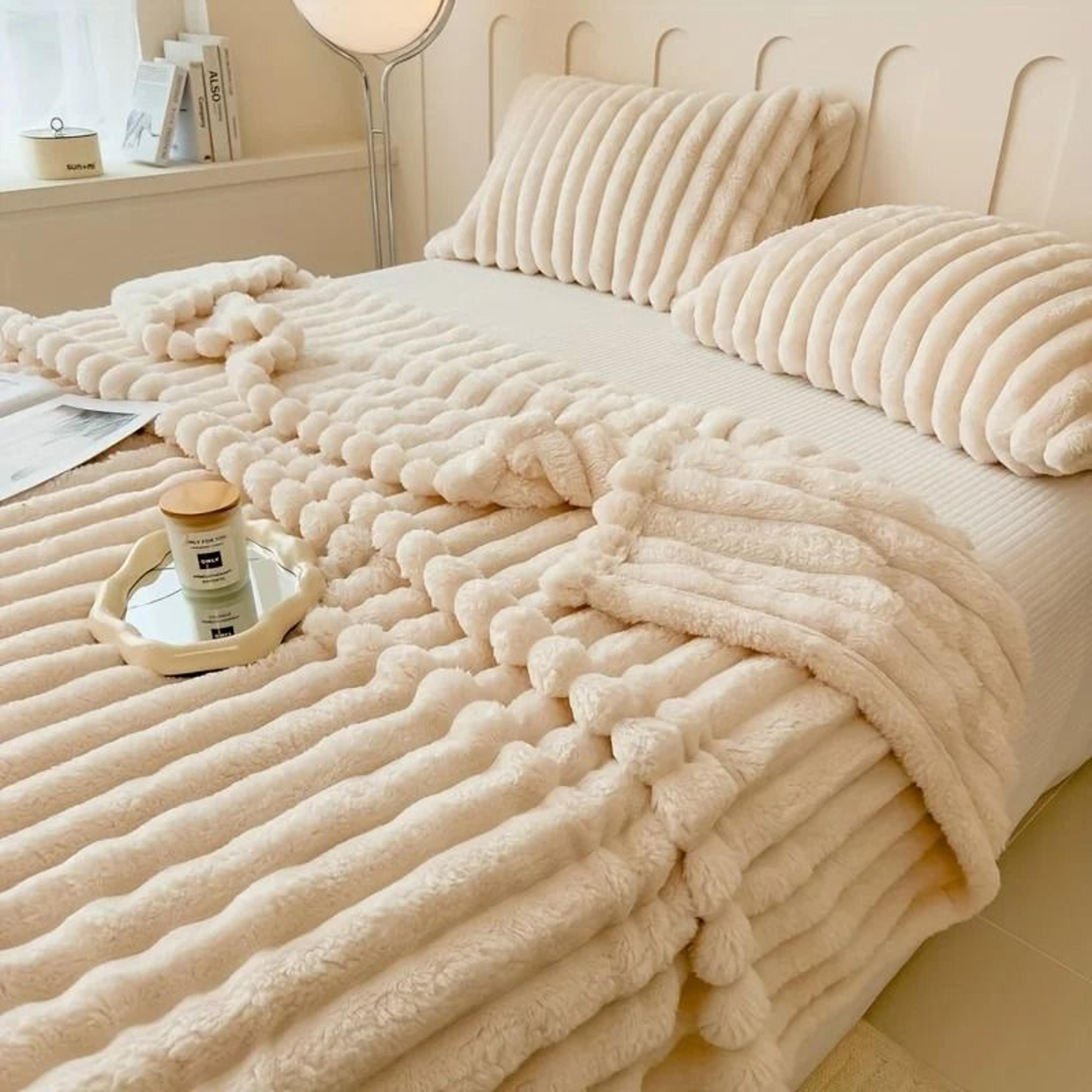 luxurious faux rabbit fur throw blanket soft warm cozy for couch bed and travel