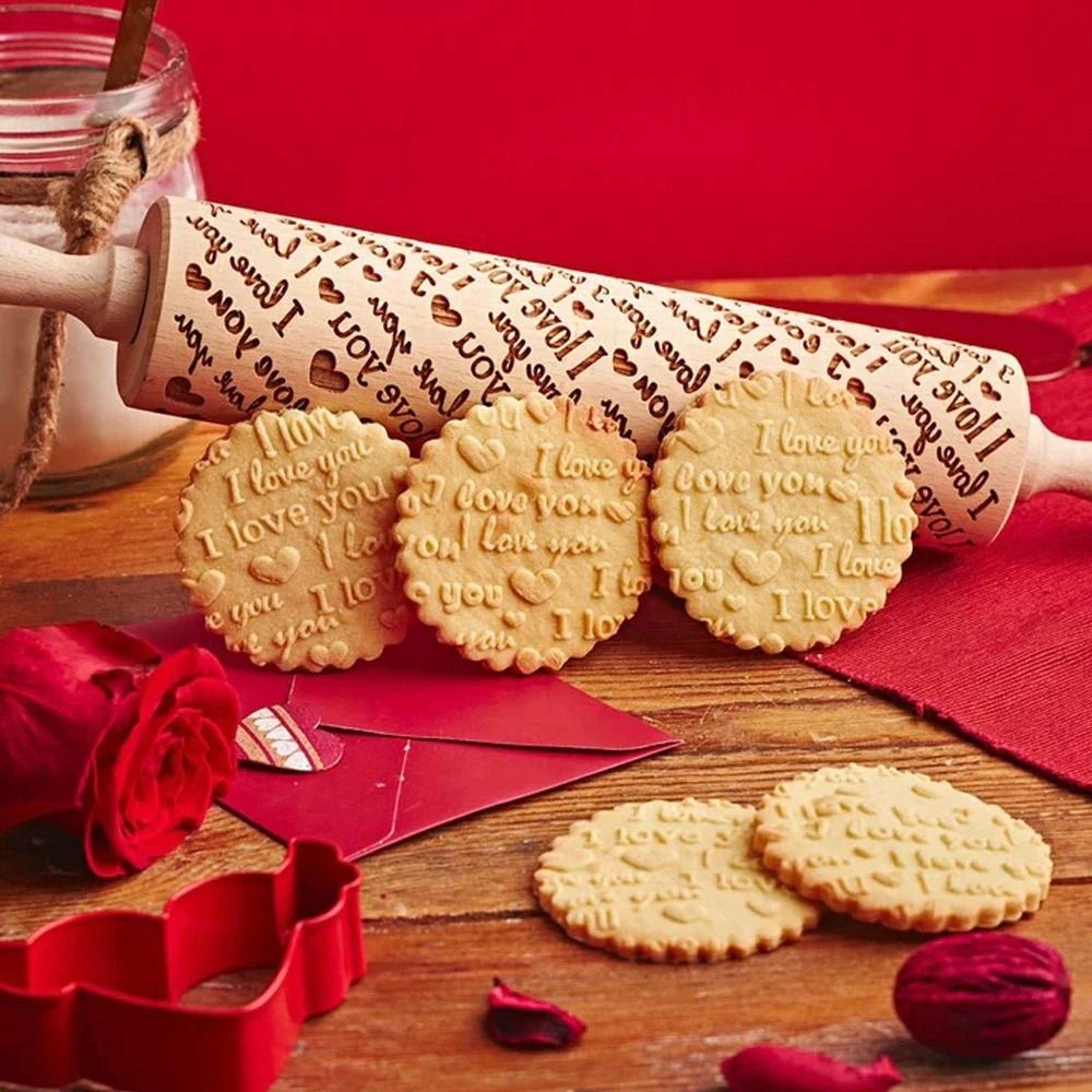 deep engraved wooden heart pattern embossed rolling pin