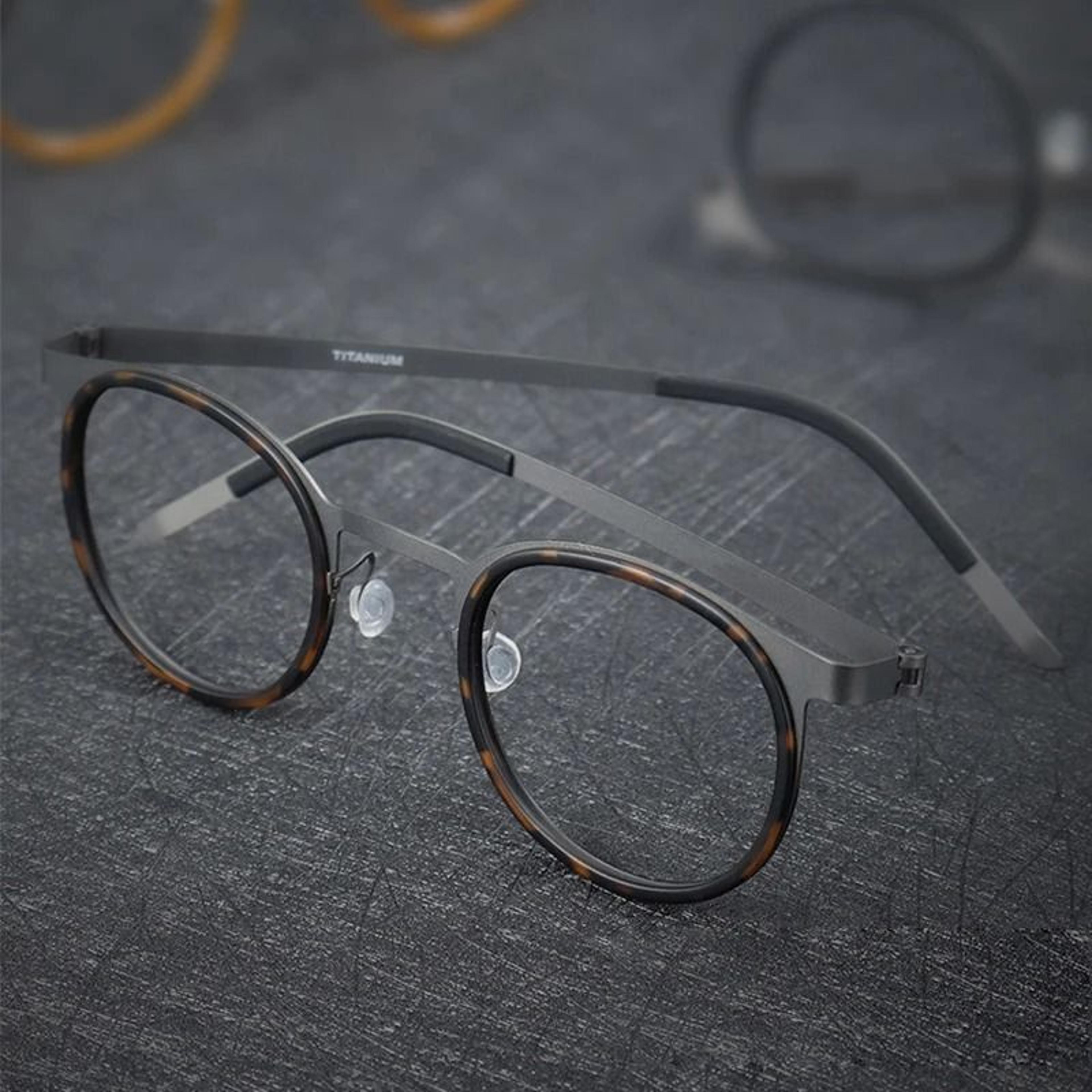 pure titanium eyewear frame men blue light blocking screwless design