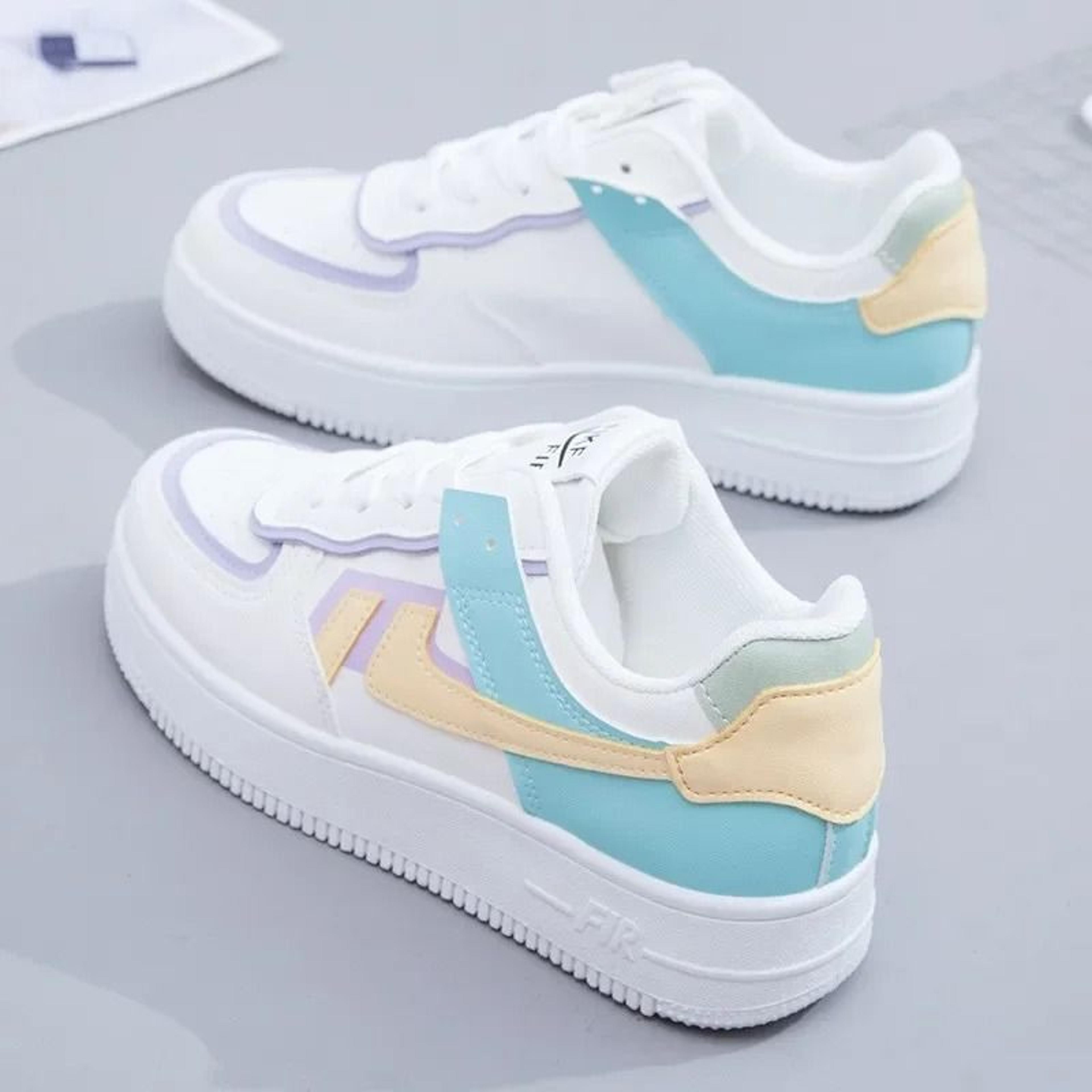 lace up thick soled casual running sneakers for everyday wear