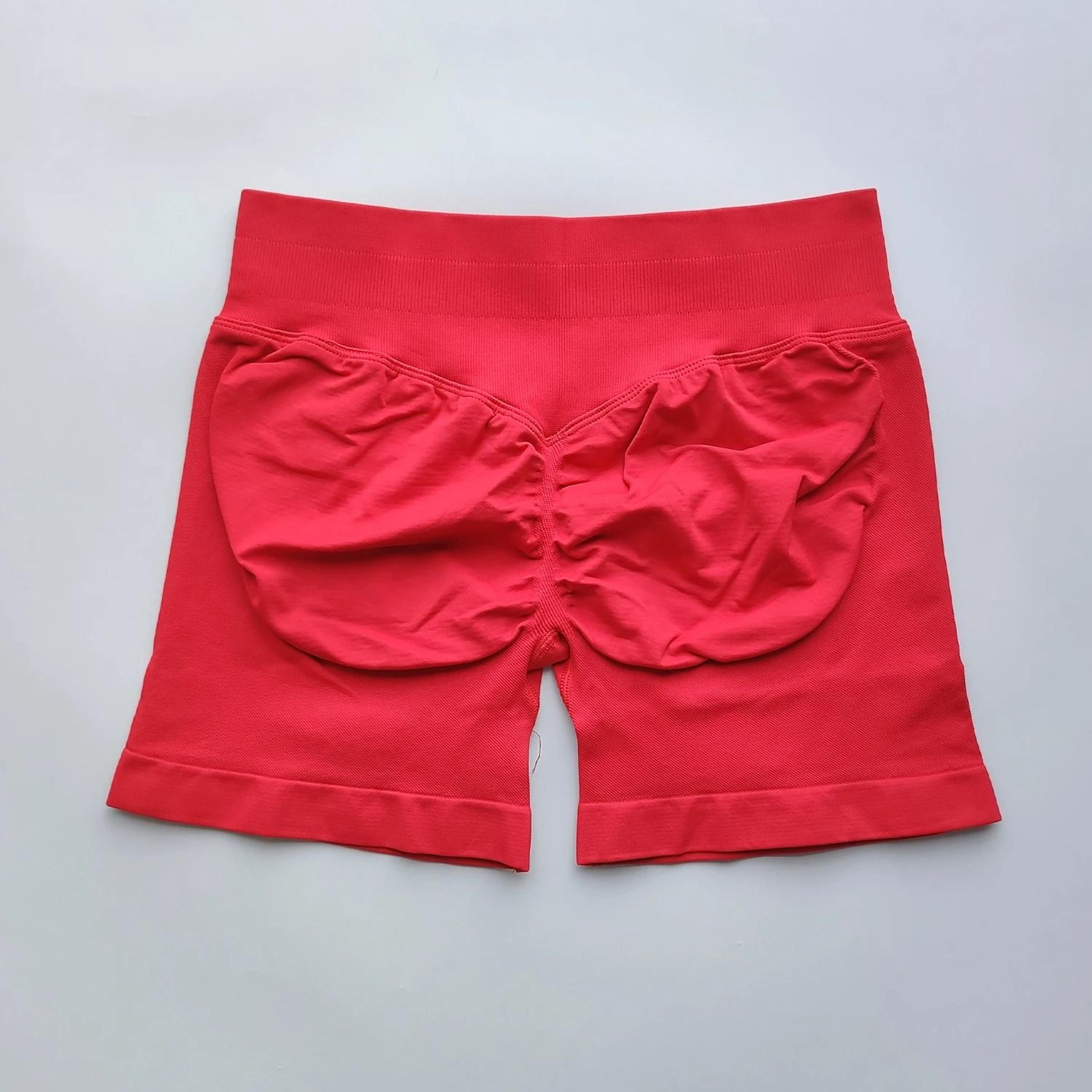 womens ribbed scrunch butt gym shorts with low waist fit for workout and running