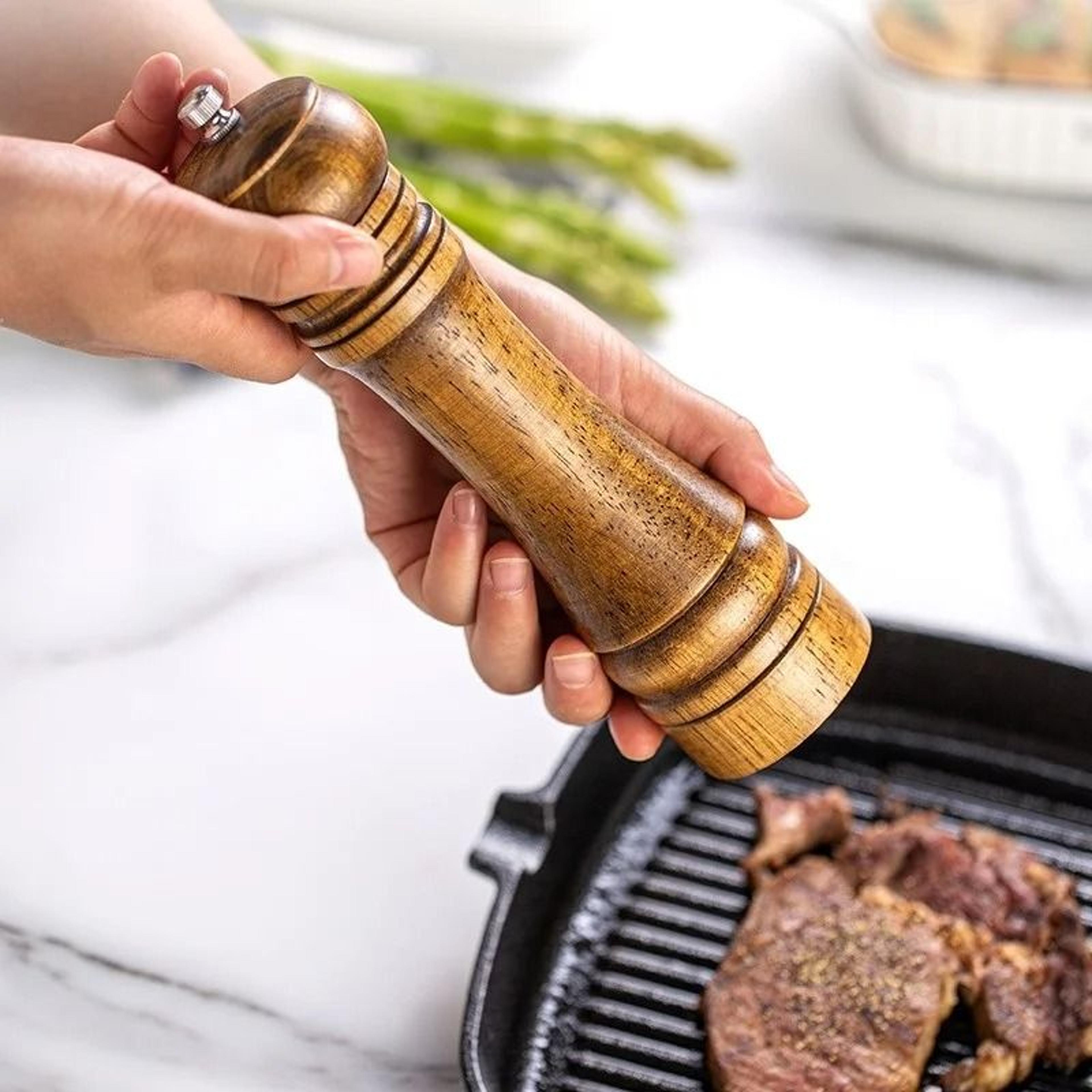 premium rubber wood pepper grinder – manual spice & cumin mill with ceramic core