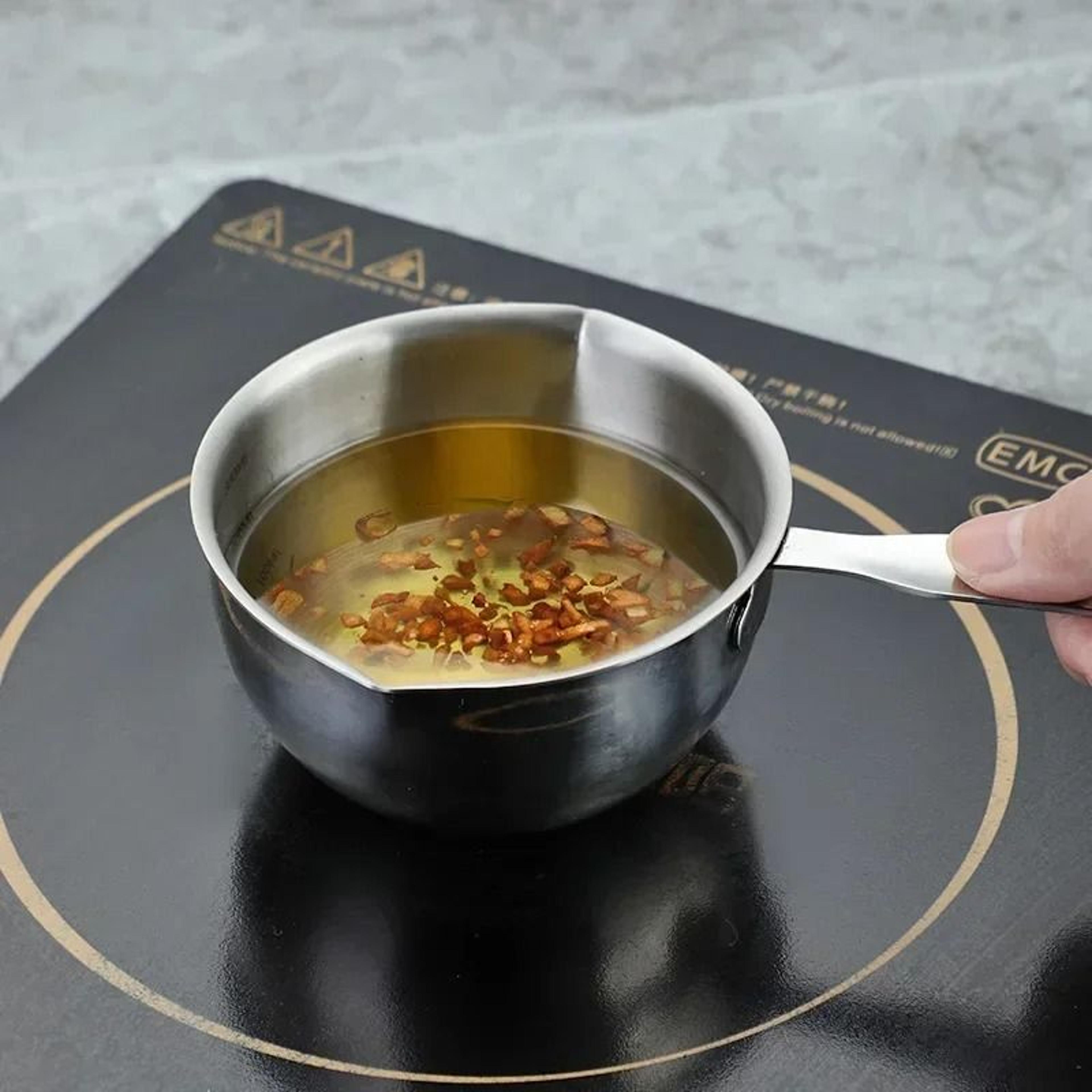 mini 304 stainless steel oil pot – small saucepan with wooden handle for butter & chocolate