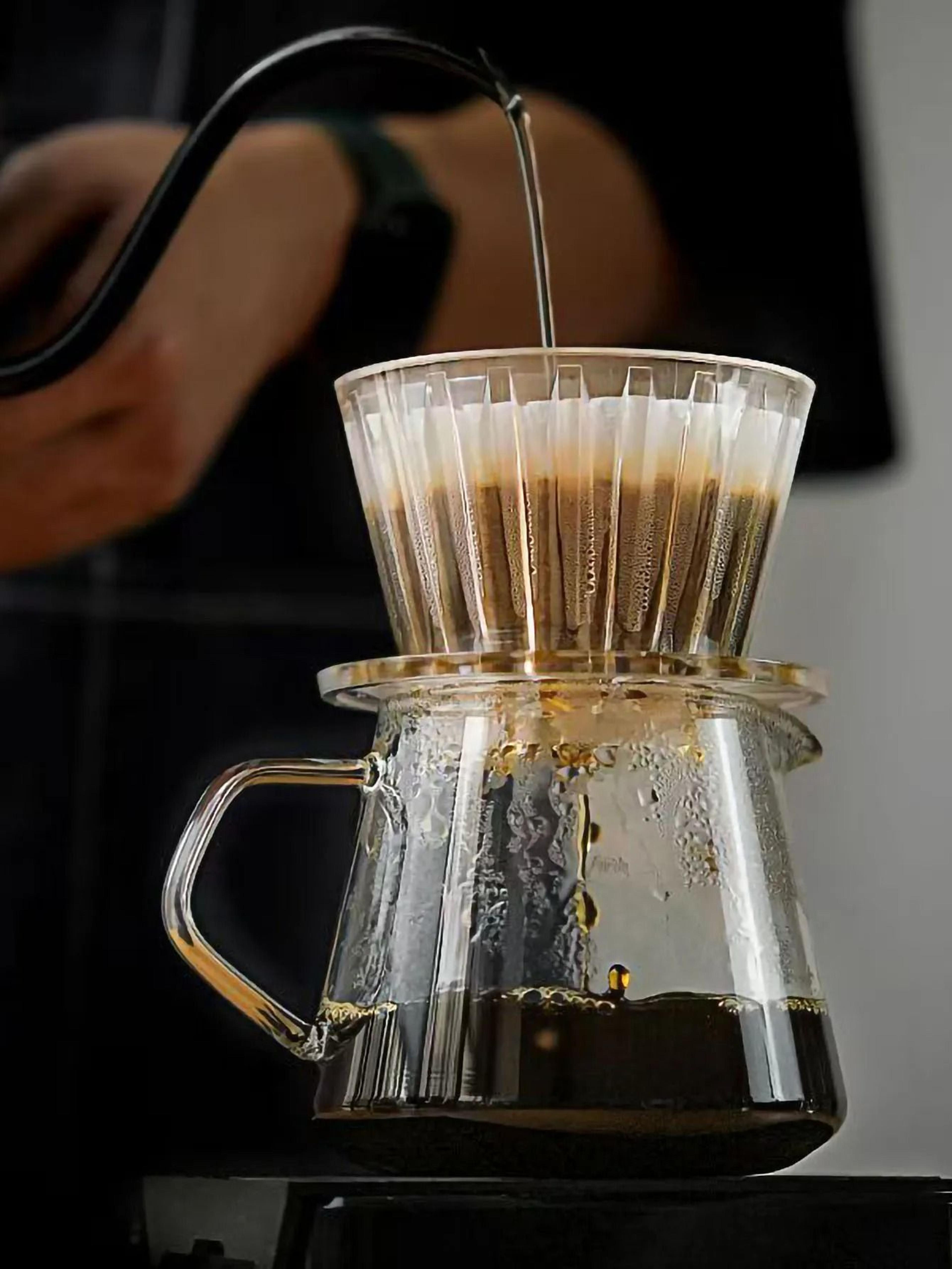 crystal eye wave coffee dripper – flat bottom pour over filter cup for enhanced uniformity