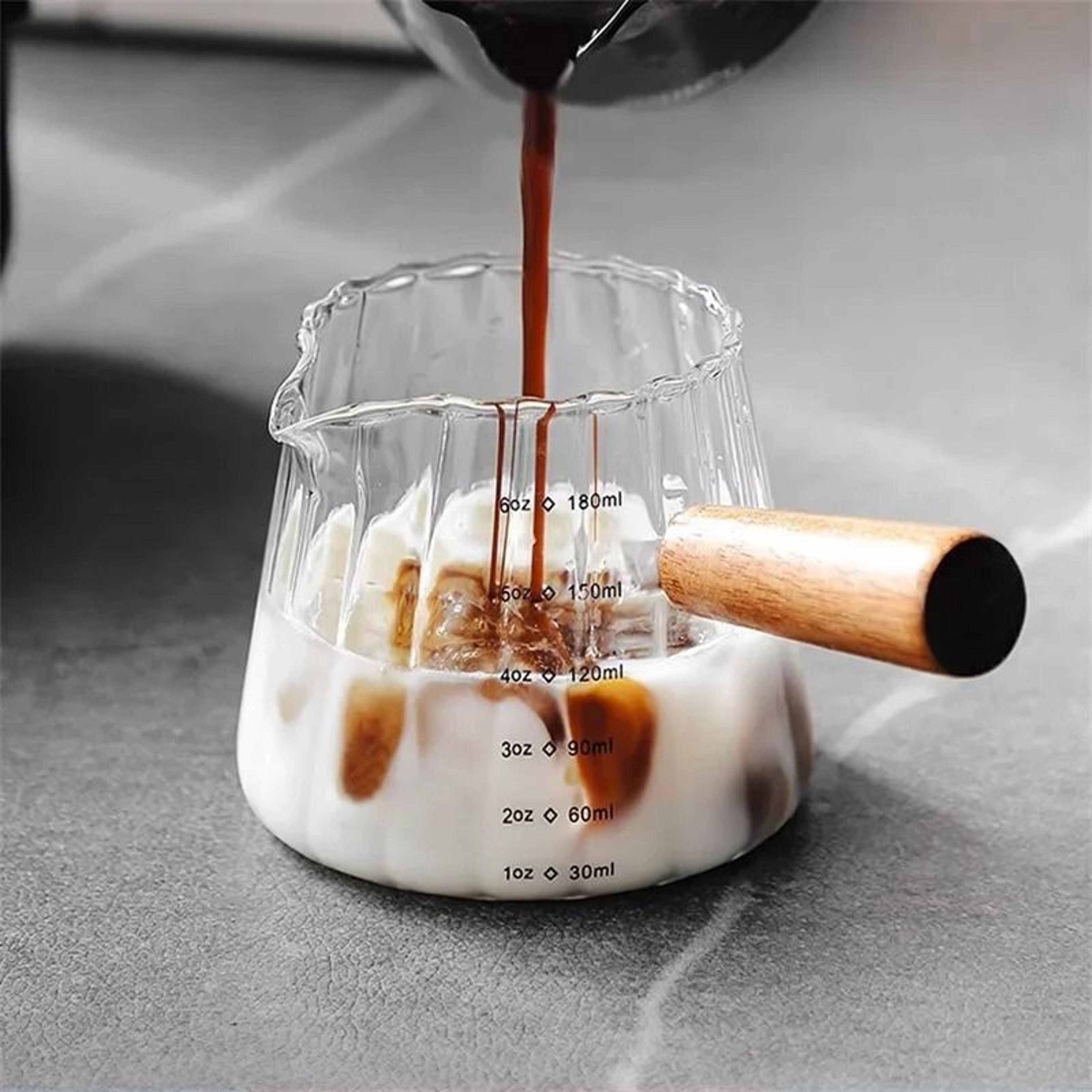 vertical grain espresso measuring cup – 180ml borosilicate glass extraction mug with wood handle